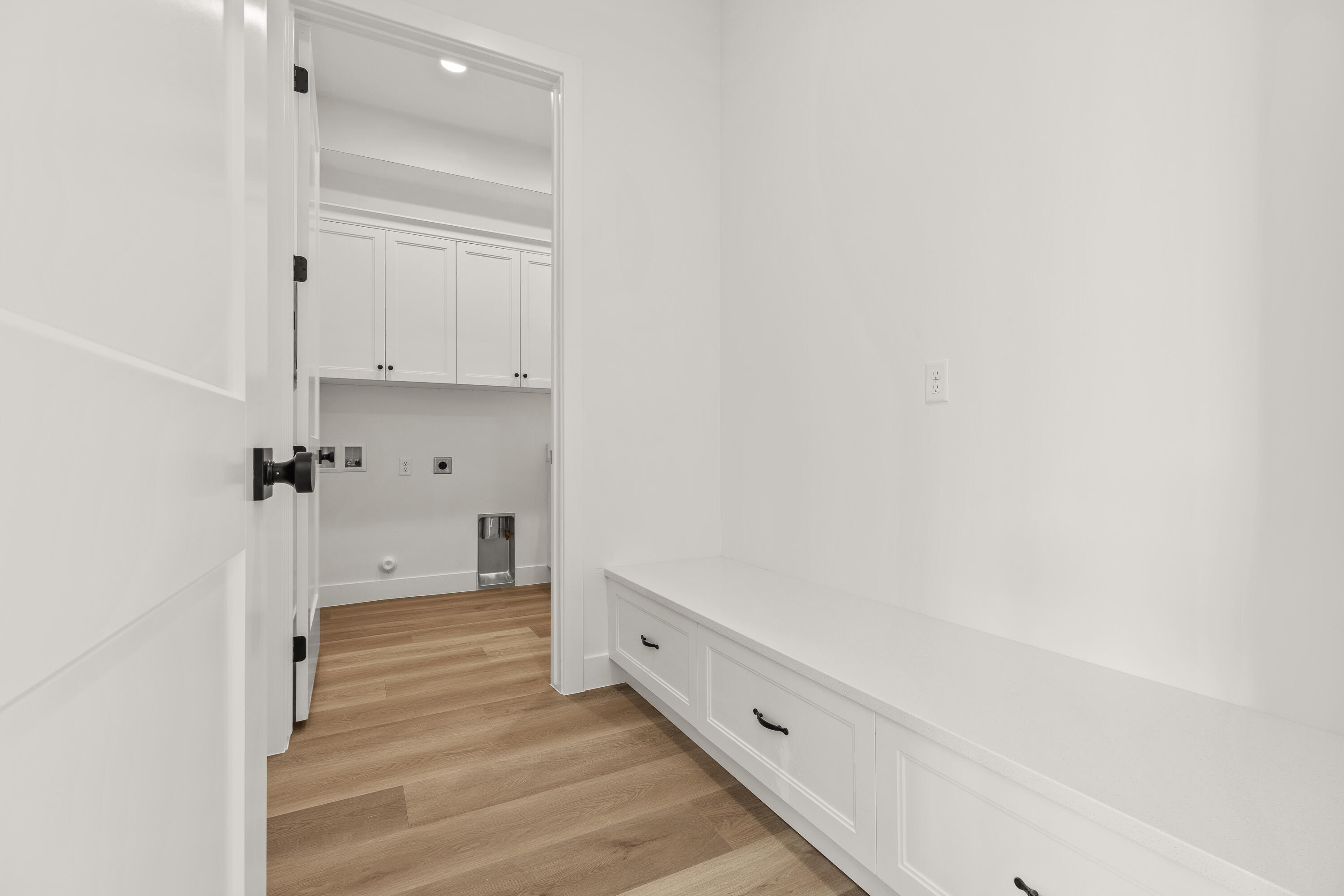 DESERT HORIZON - Residential