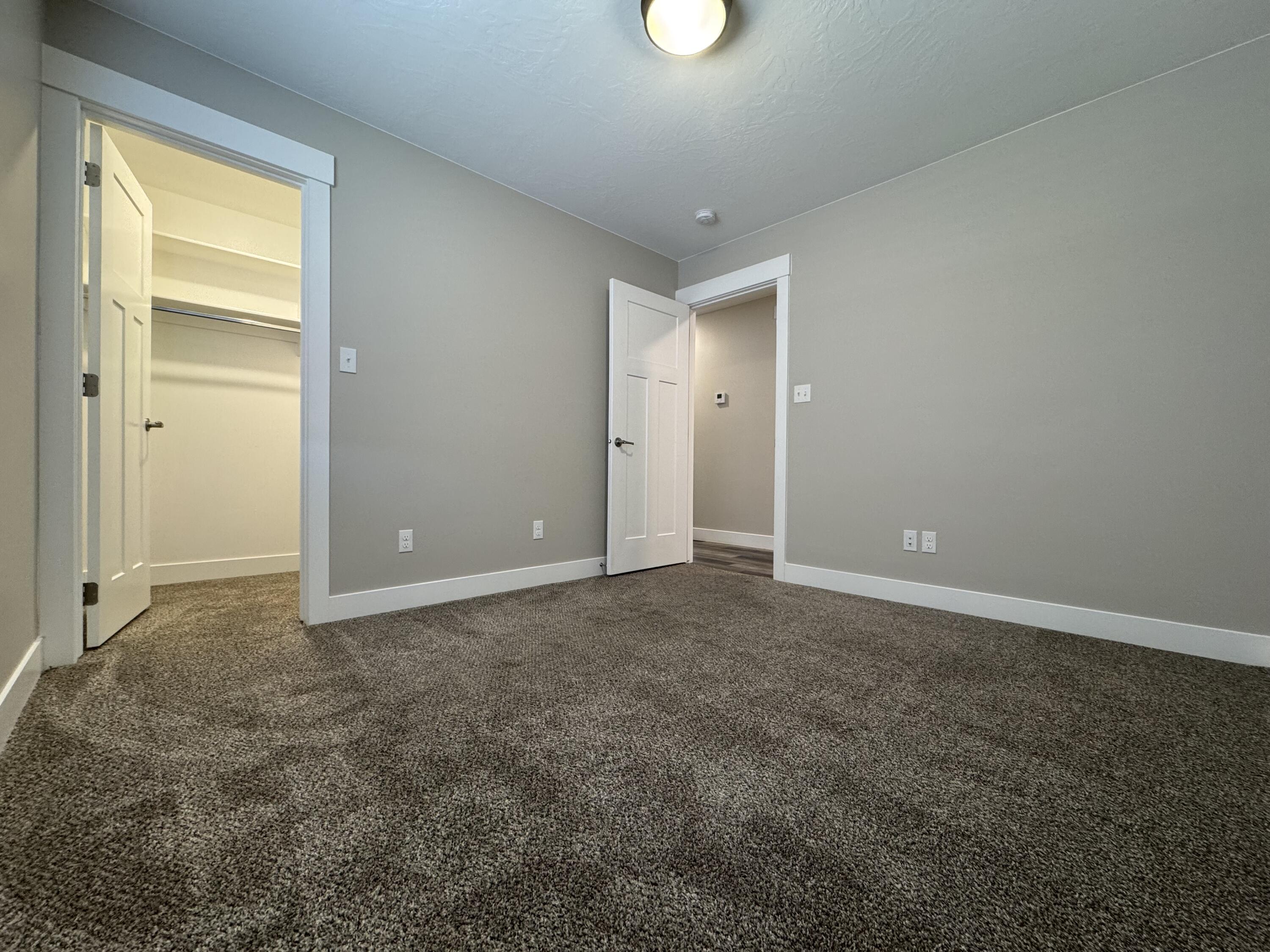 EAGLE ROCK - Residential