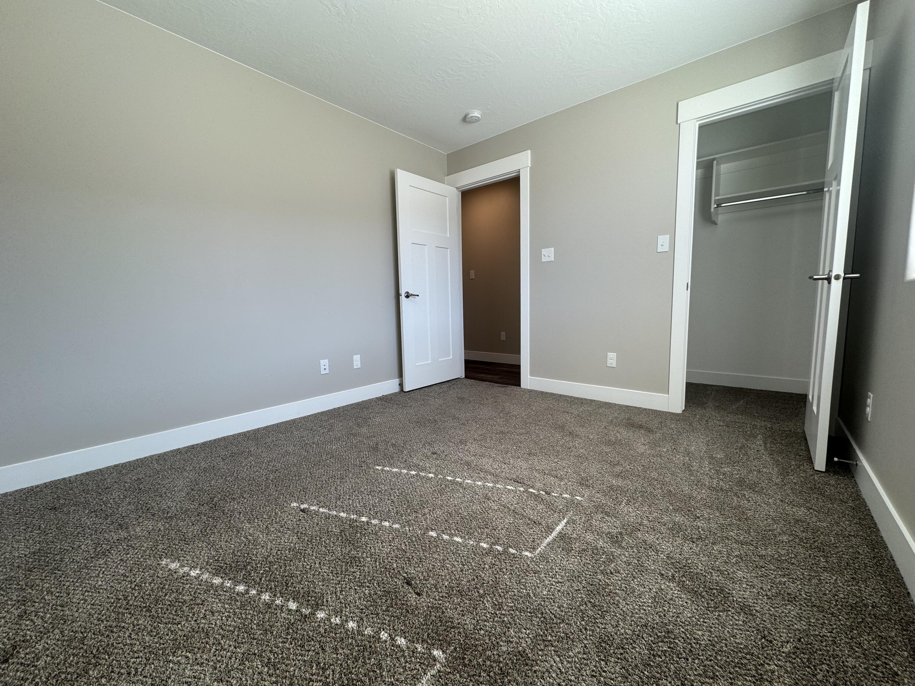 EAGLE ROCK - Residential