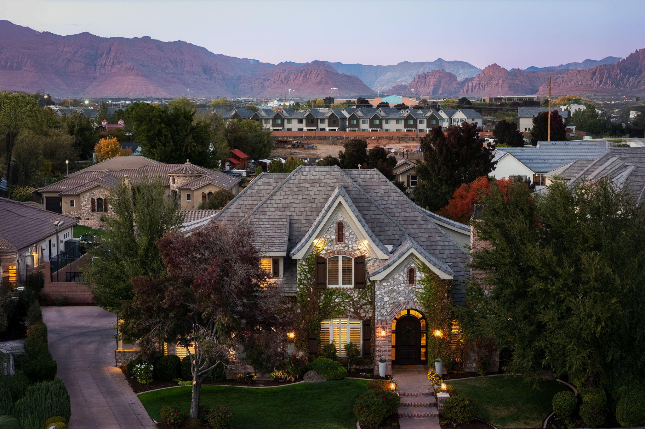 ARROWHEAD ESTATES - Residential