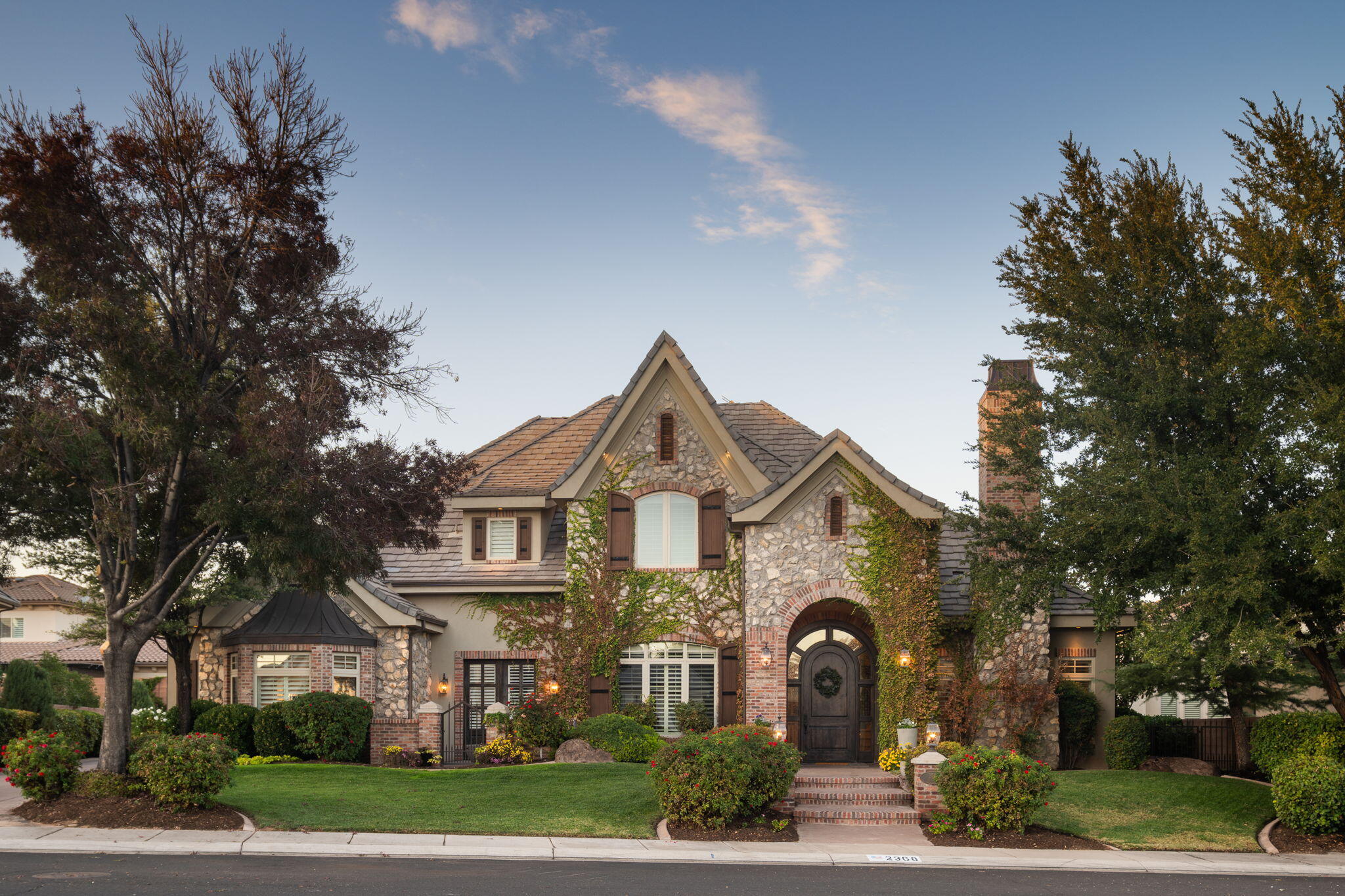 ARROWHEAD ESTATES - Residential