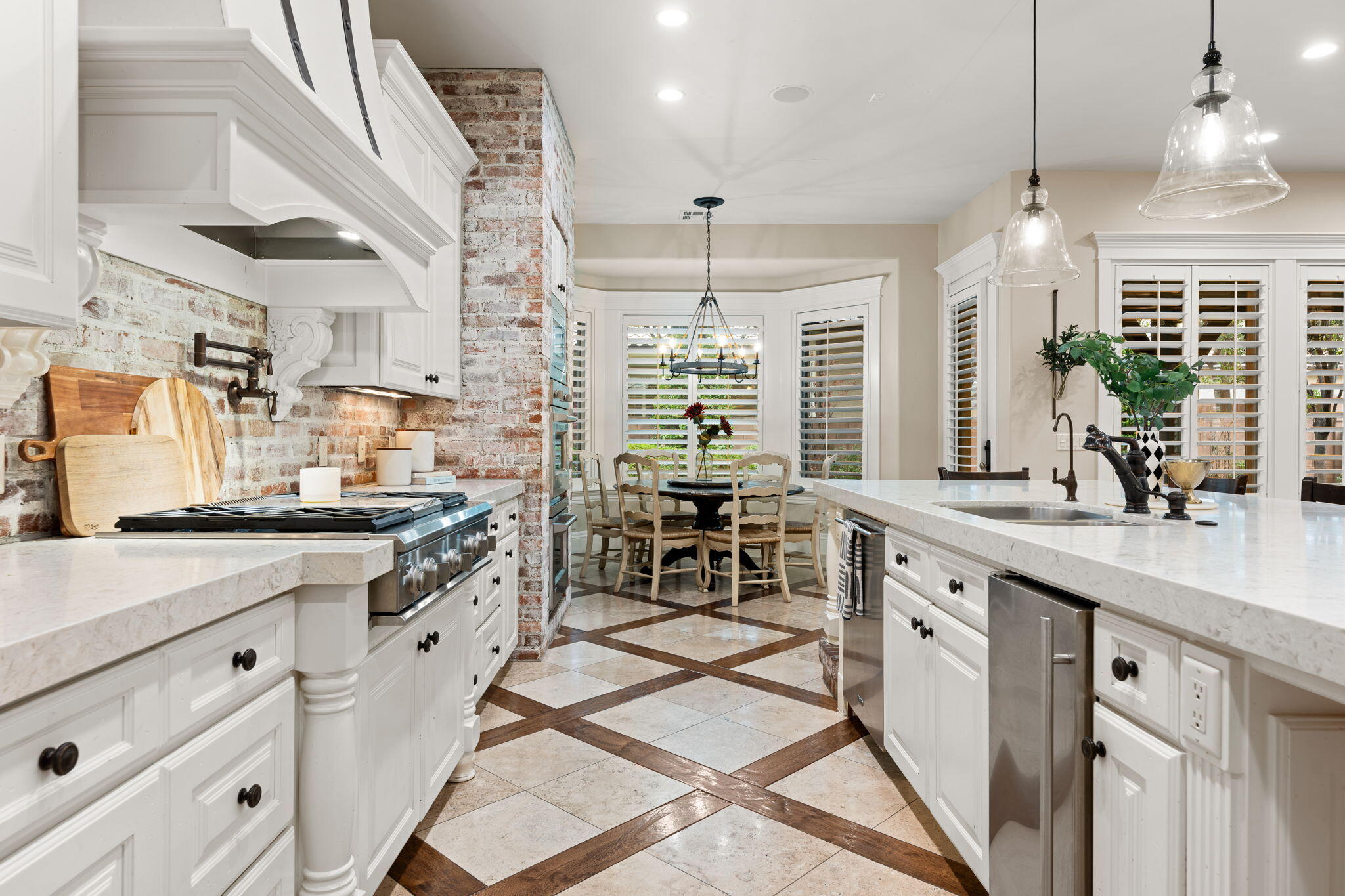 ARROWHEAD ESTATES - Residential