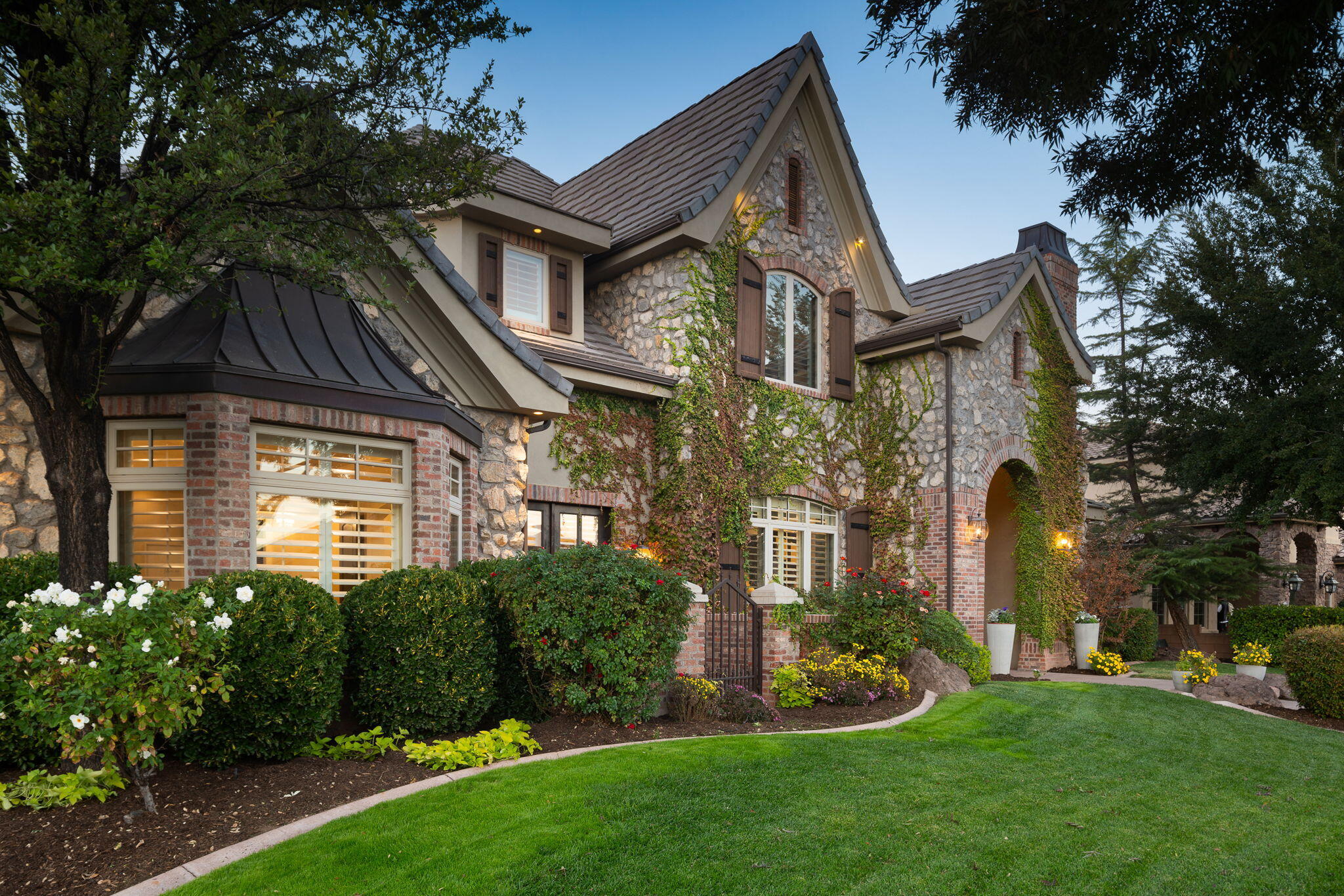 ARROWHEAD ESTATES - Residential