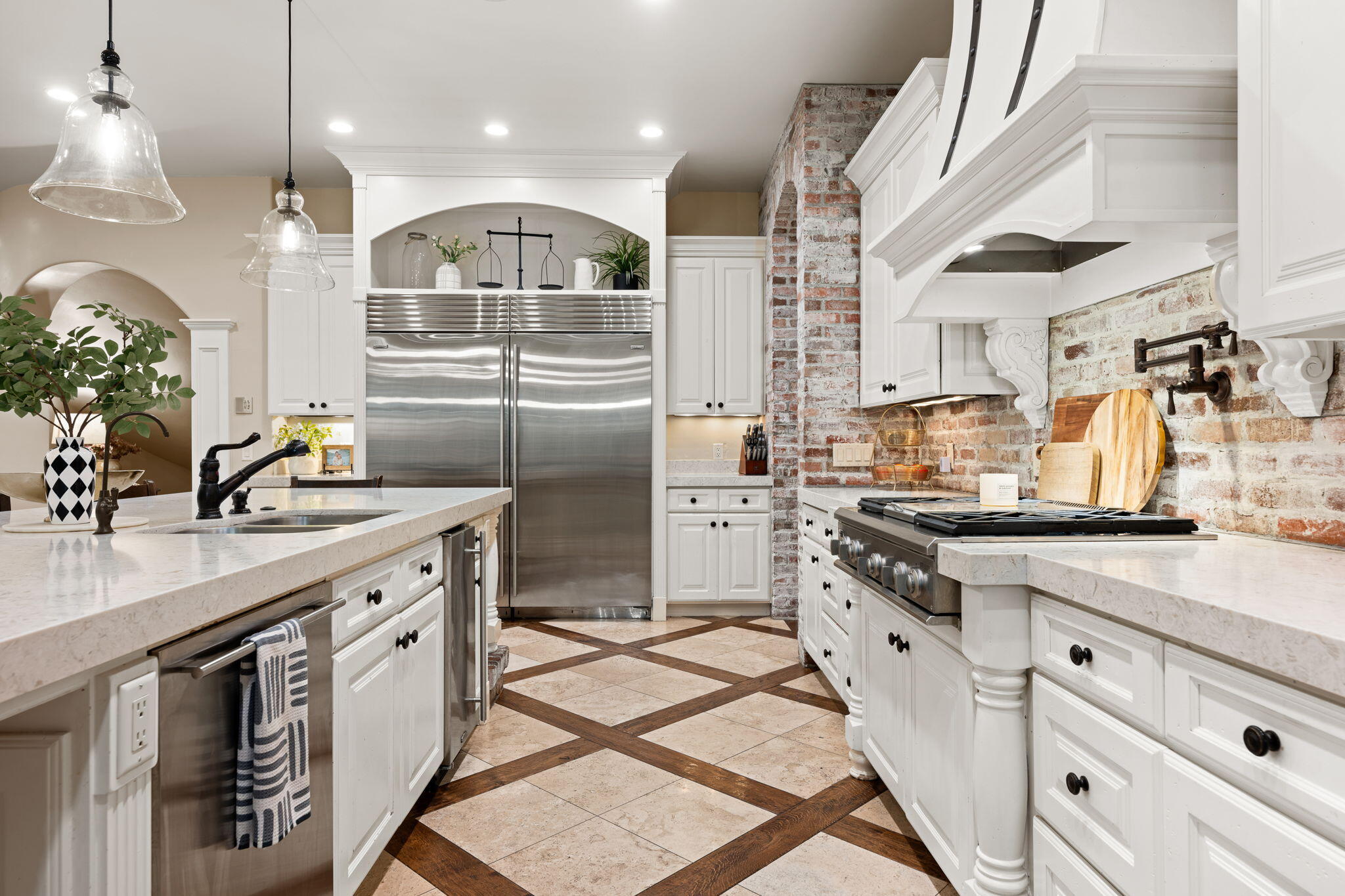 ARROWHEAD ESTATES - Residential