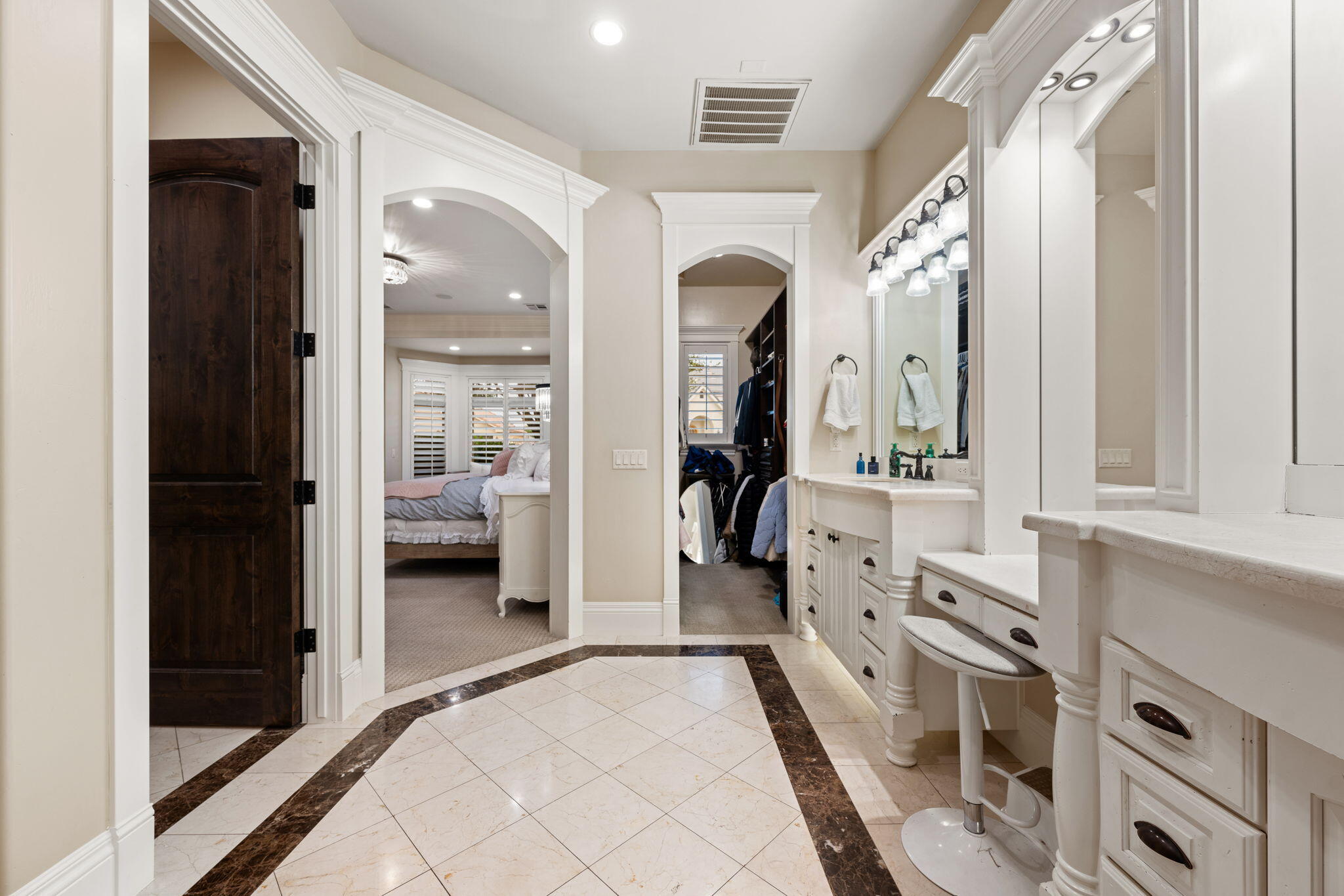 ARROWHEAD ESTATES - Residential