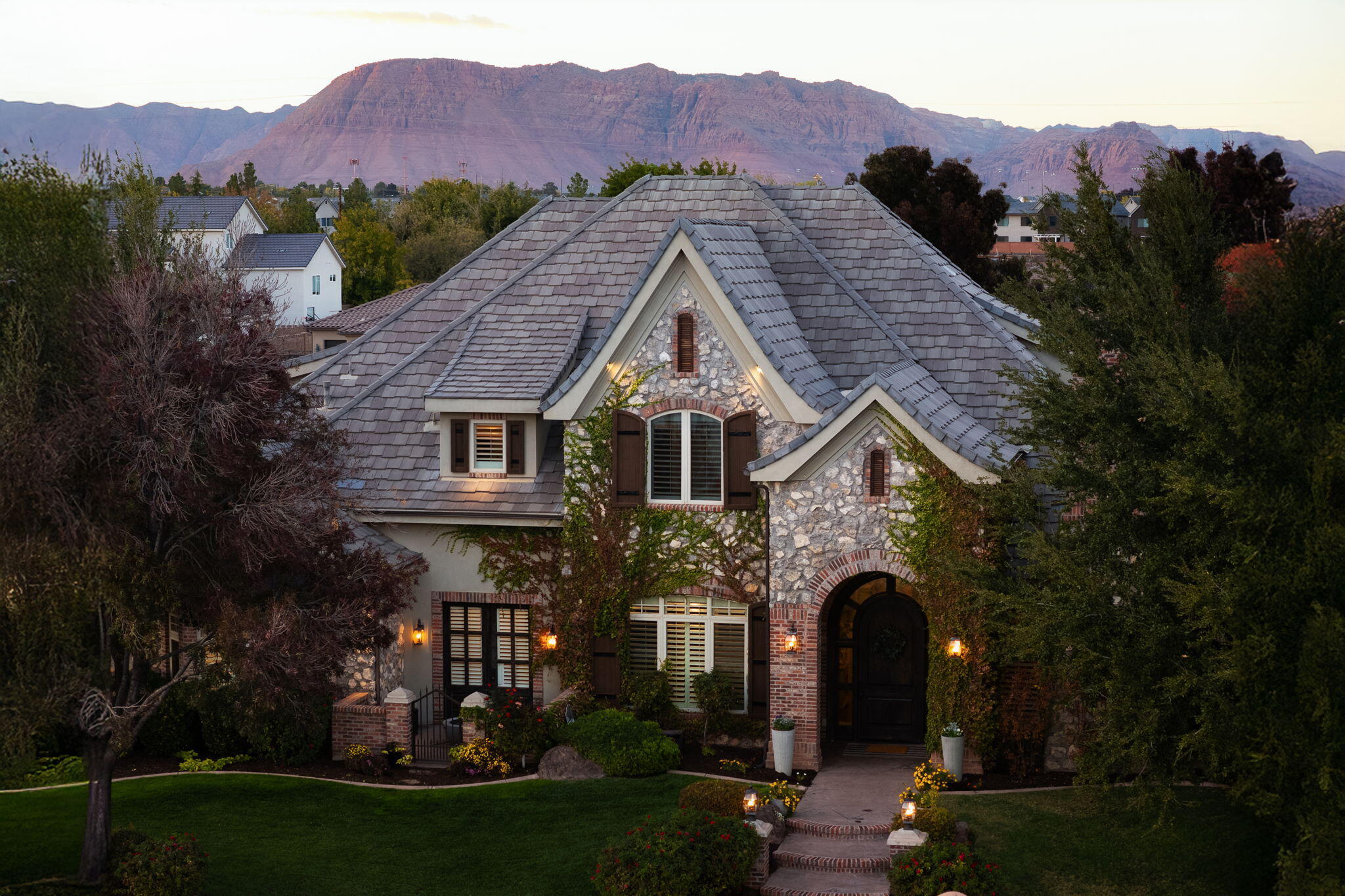 ARROWHEAD ESTATES - Residential