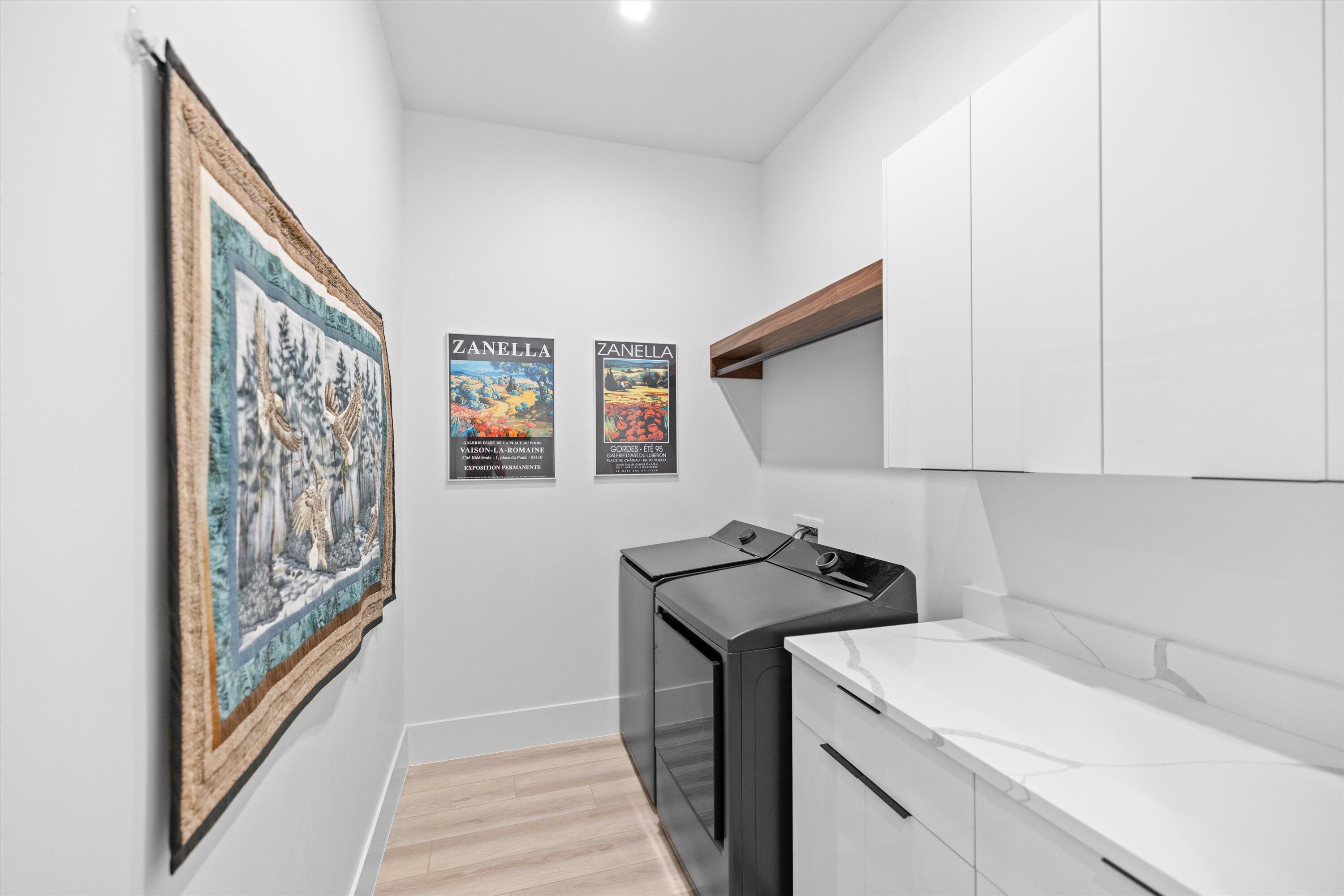 RED MOUNTAIN TERRACE - Residential