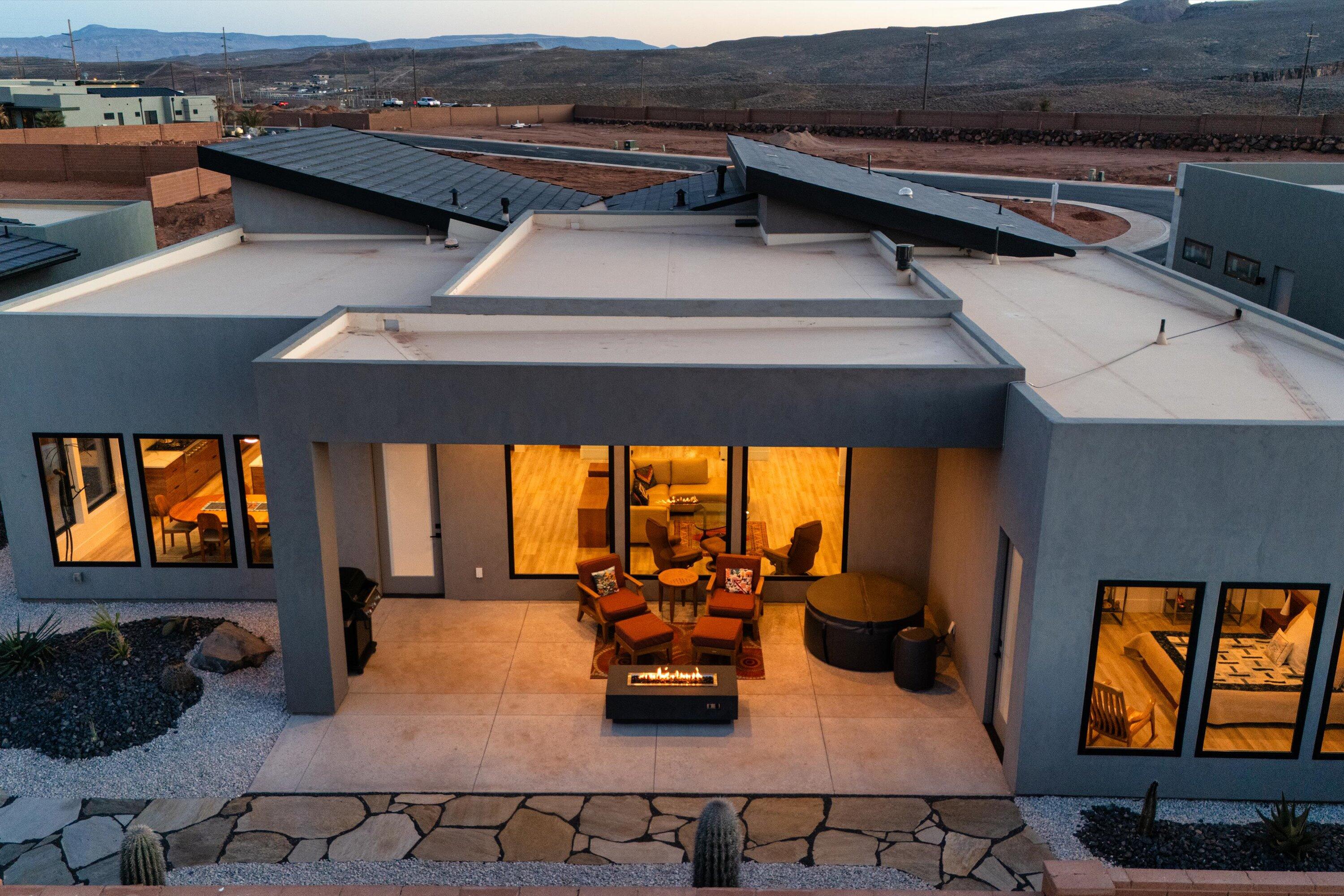 RED MOUNTAIN TERRACE - Residential