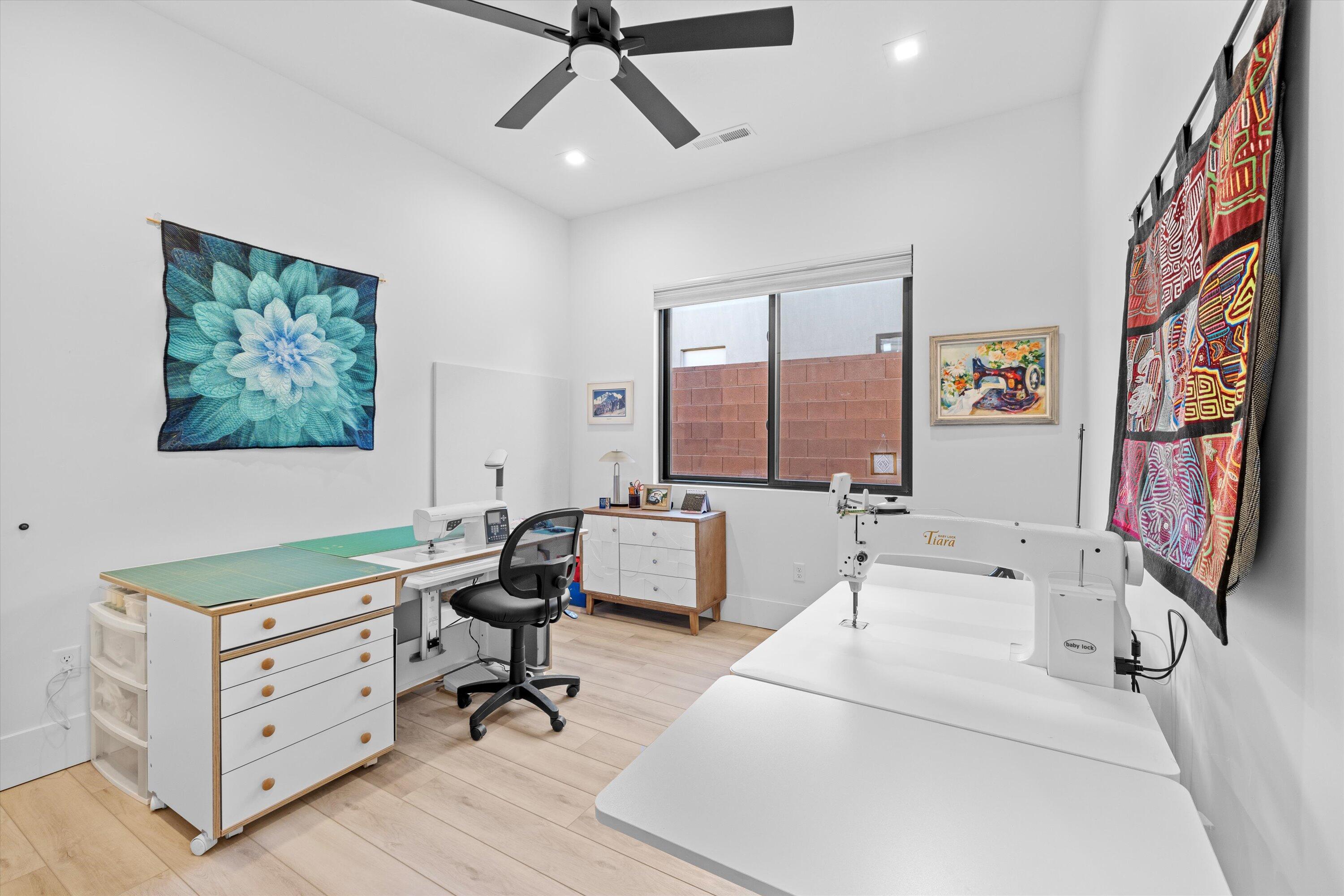 RED MOUNTAIN TERRACE - Residential