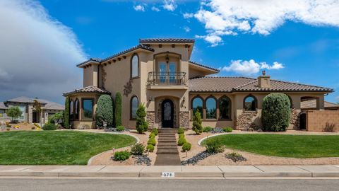 Photo of 378 N NORTHSTAR DR, Saint George, UT 84770 (MLS # 26-271350)