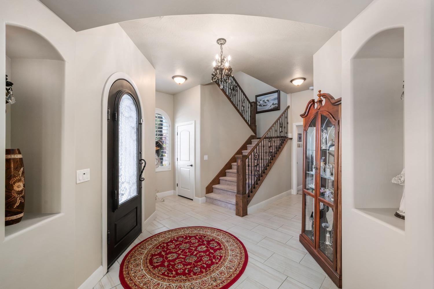 TWIN CREEKS AT STONEBRIDGE - Residential