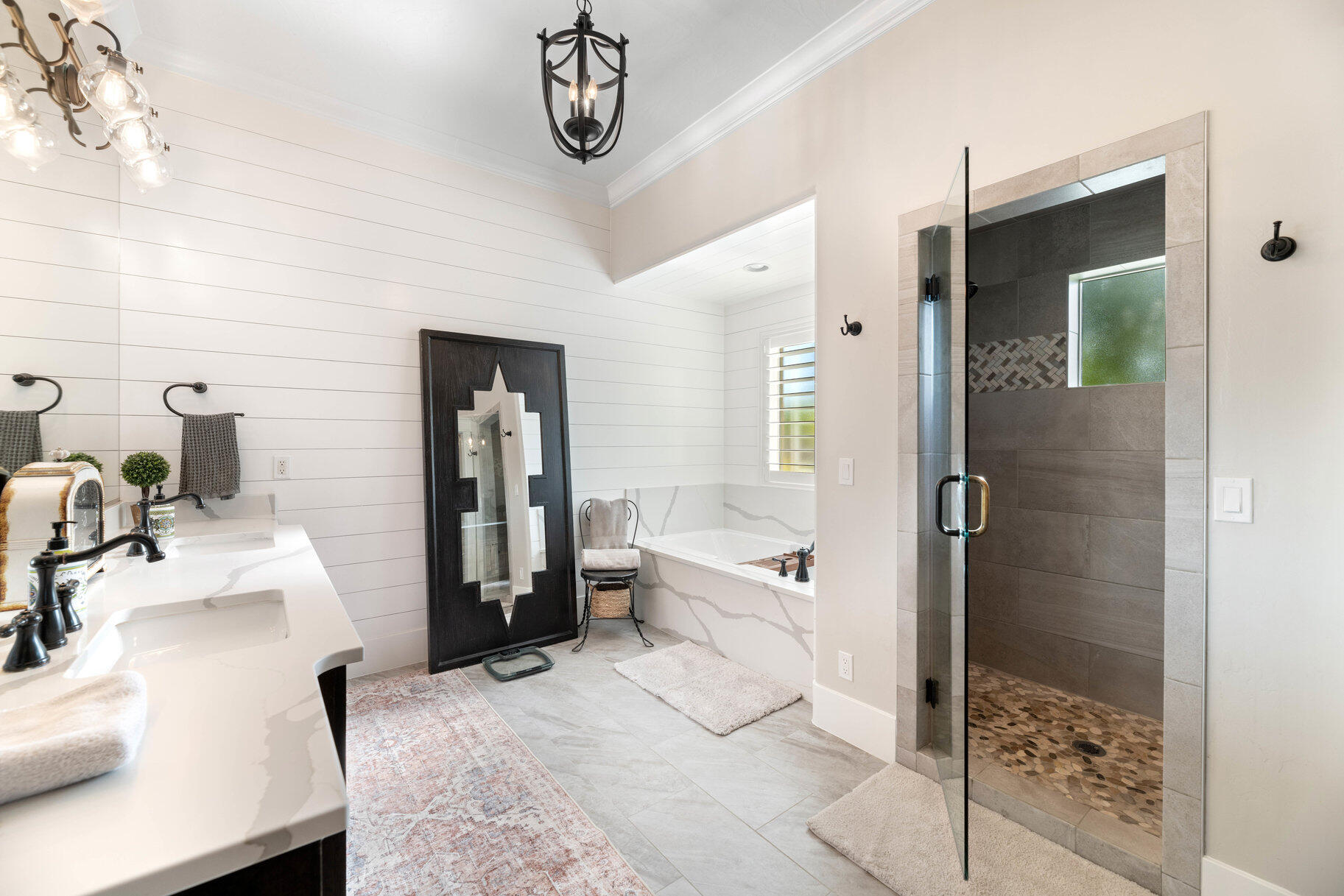 STONE CLIFF - Residential