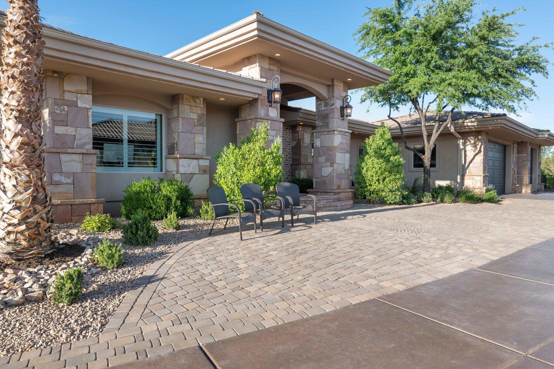 STONE CLIFF - Residential