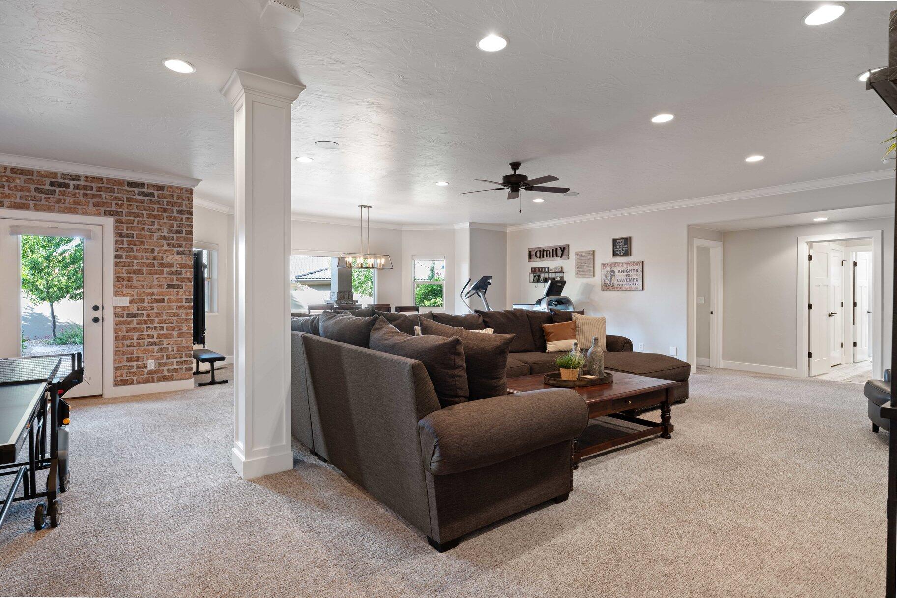 STONE CLIFF - Residential