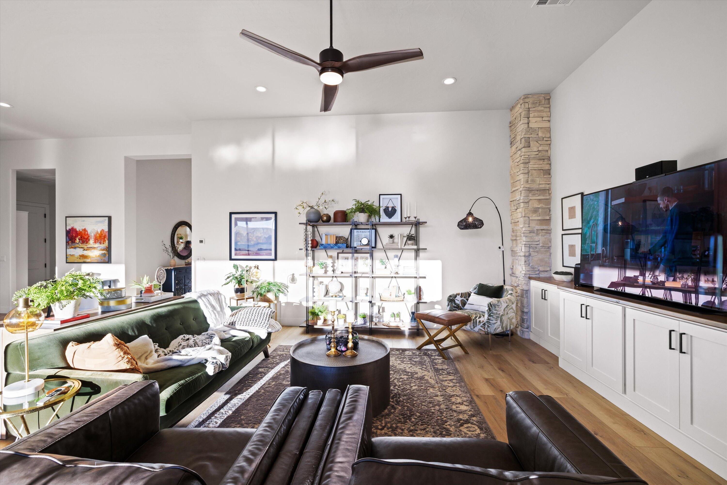 LEDGES OF ST GEORGE - Residential