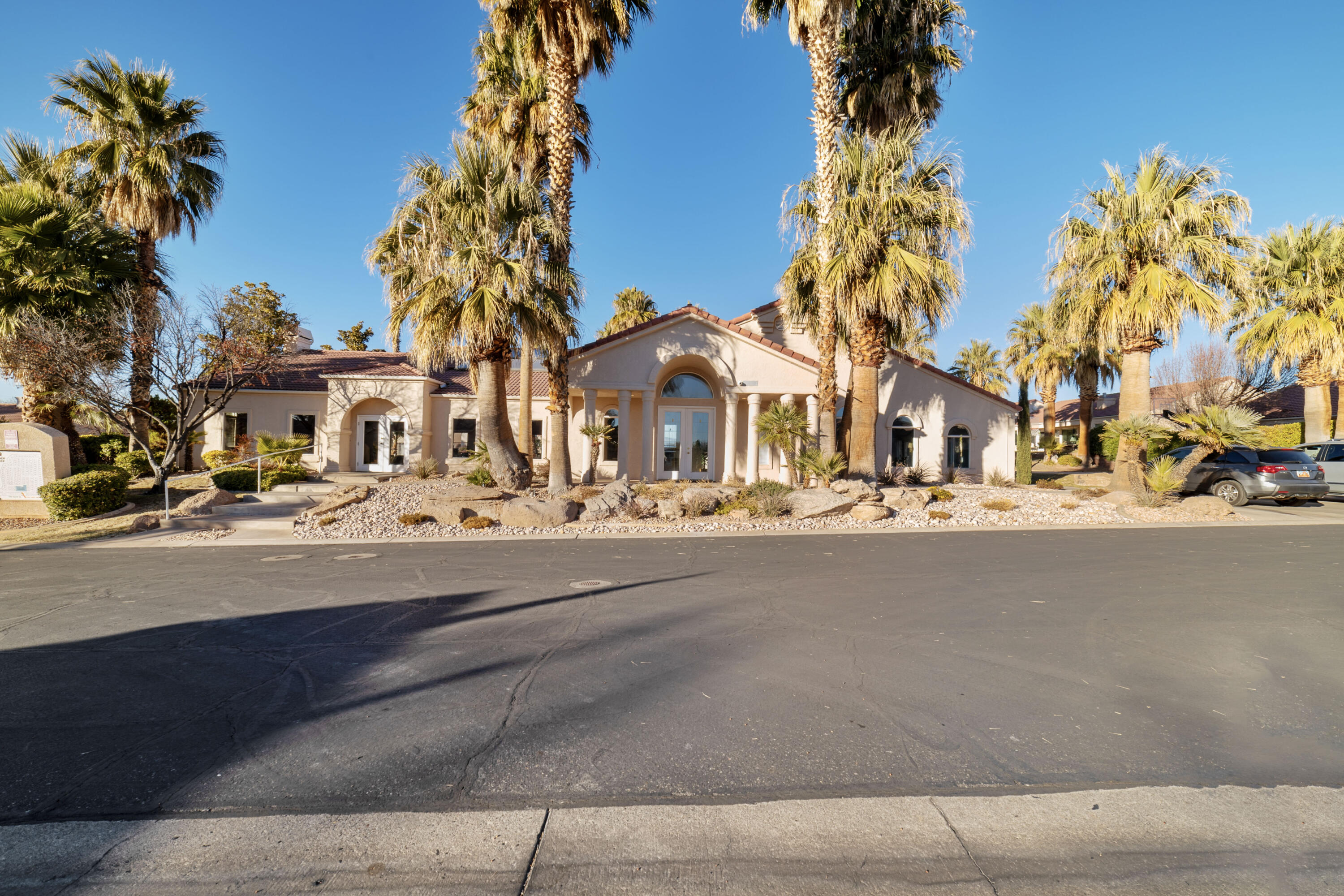 SILVERCREEK TOWNHOMES - Residential