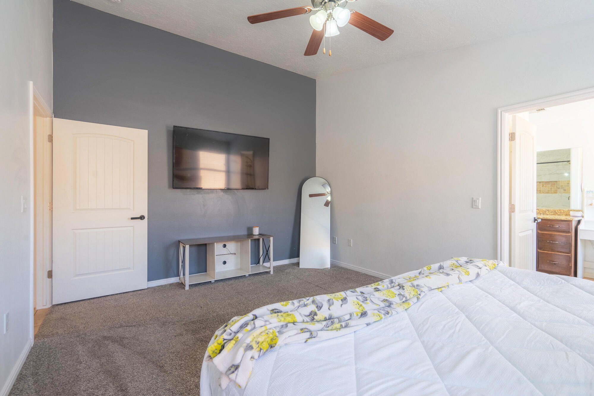 NEW WARM SPRINGS - Residential