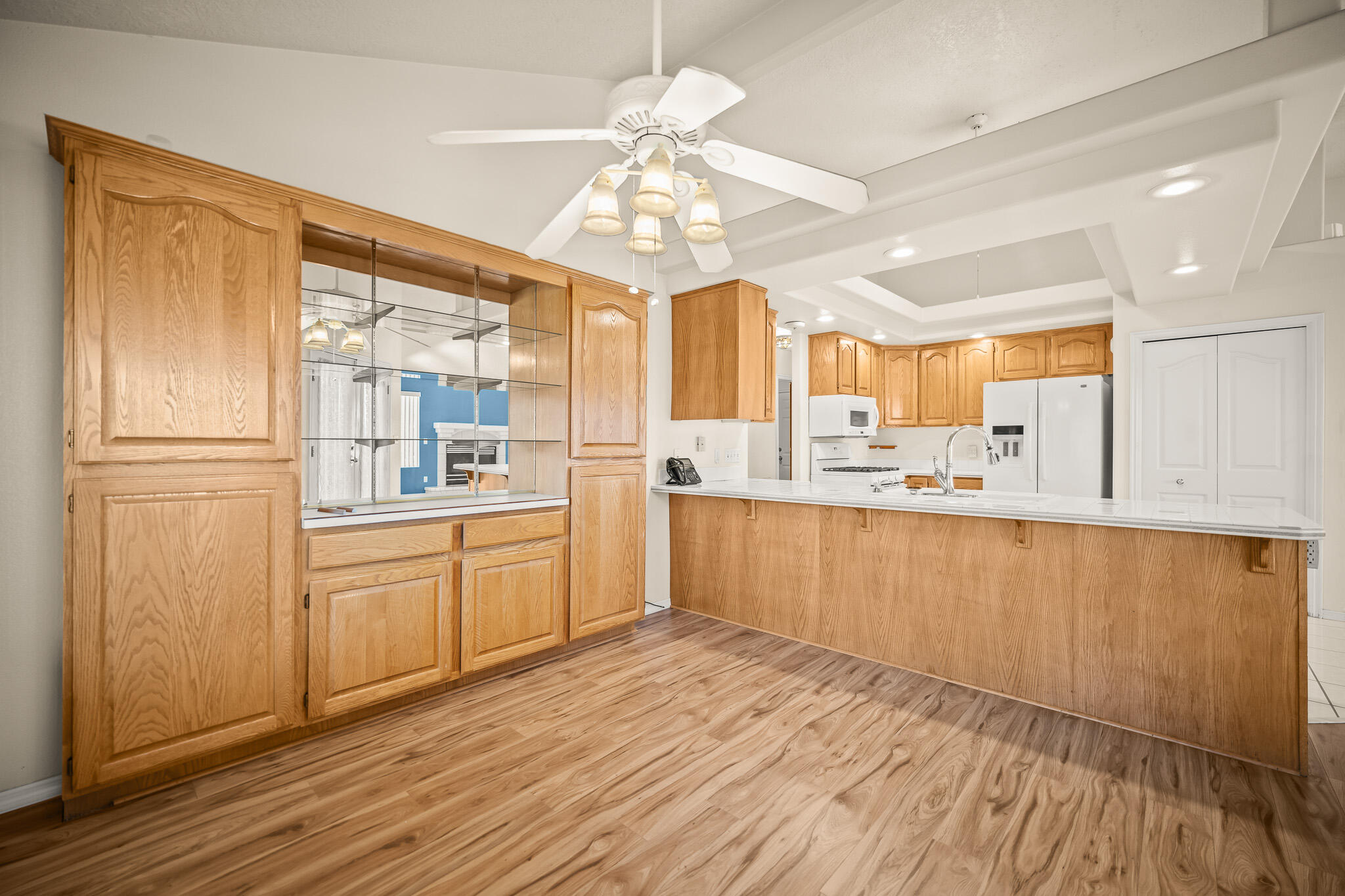 LAVA POINTE EAST - Residential