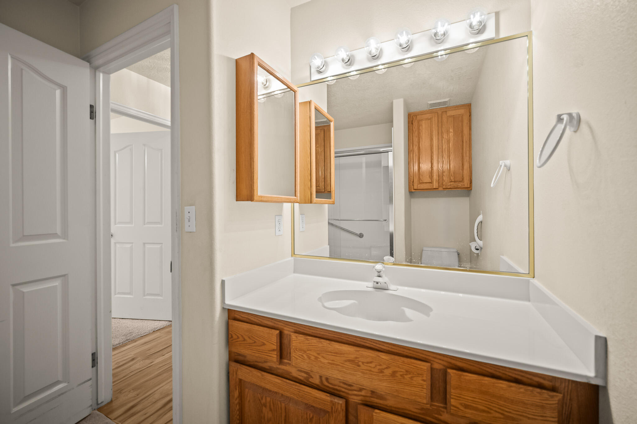 LAVA POINTE EAST - Residential