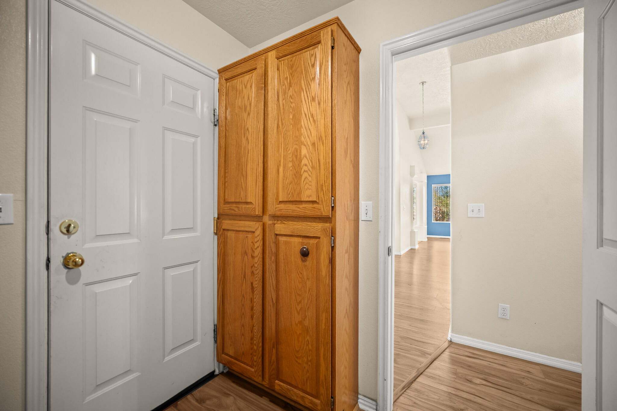 LAVA POINTE EAST - Residential