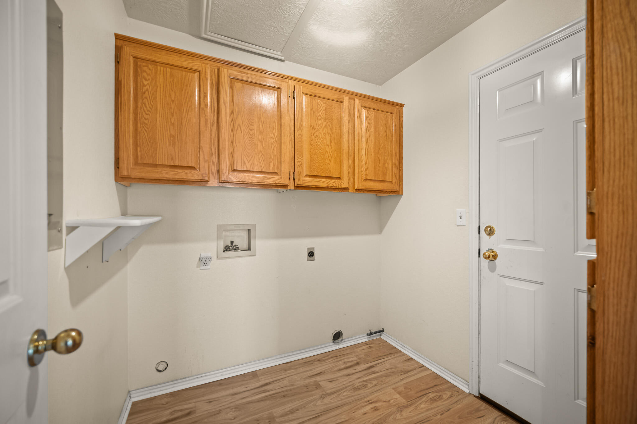 LAVA POINTE EAST - Residential