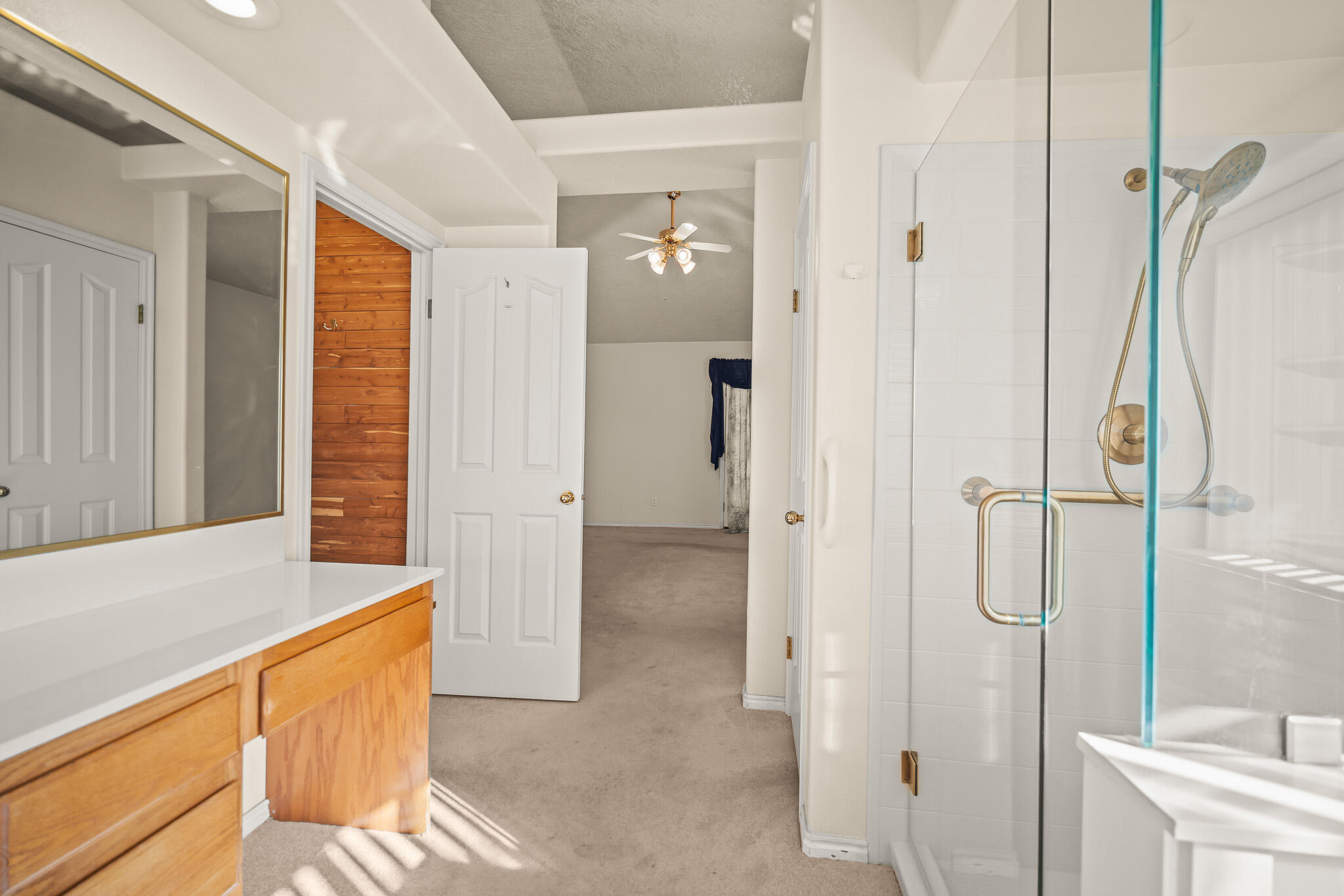 LAVA POINTE EAST - Residential