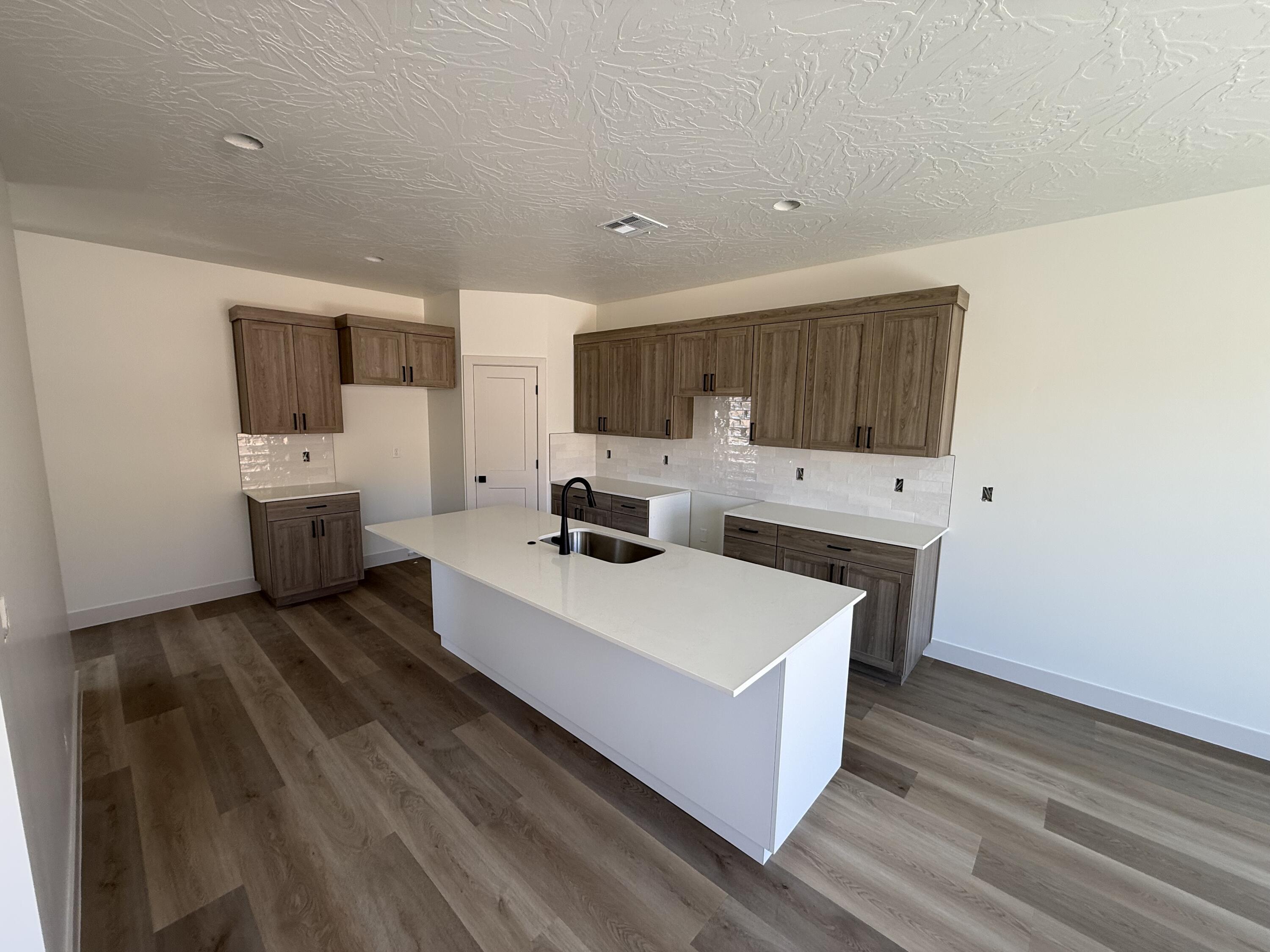 WHITE DOME TOWNHOMES - Residential
