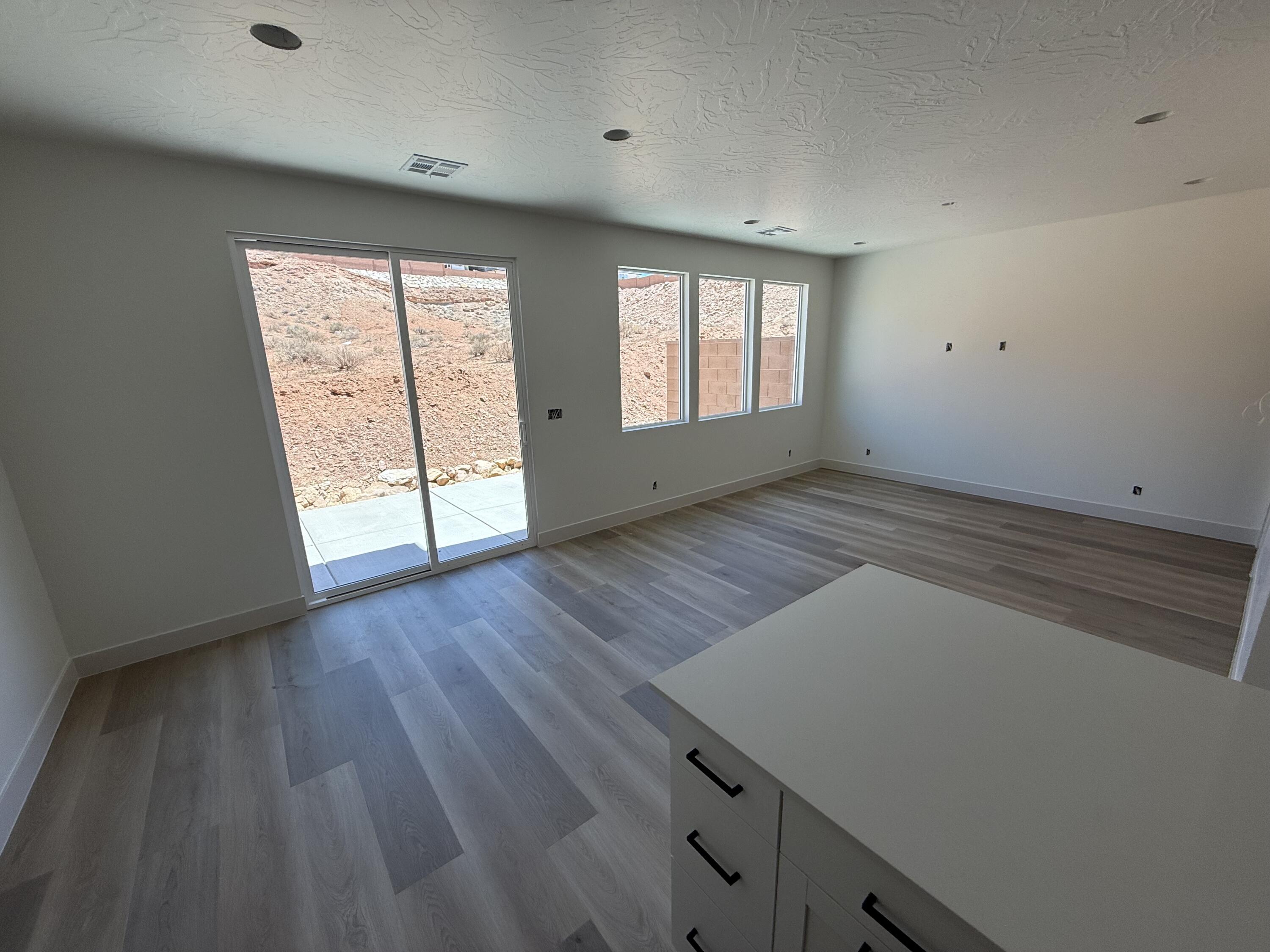 WHITE DOME TOWNHOMES - Residential