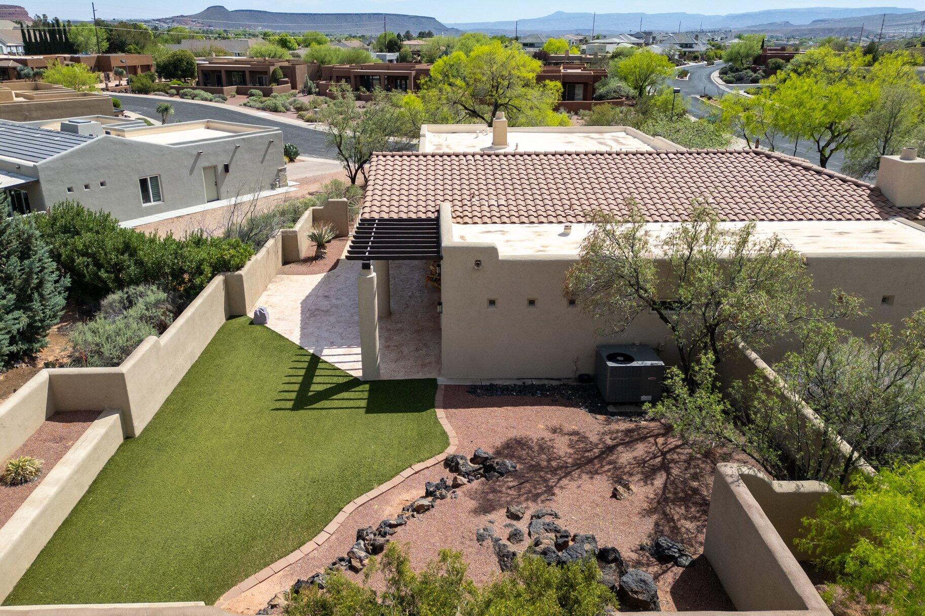 LAVA COVE AT ENTRADA - Residential