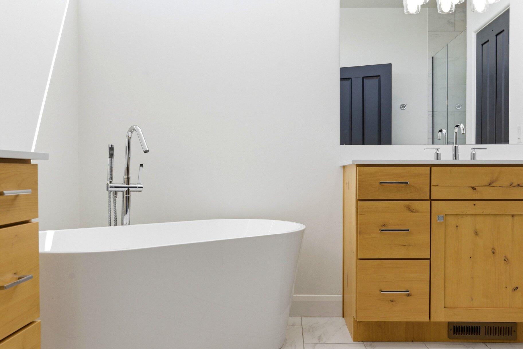 LAVA COVE AT ENTRADA - Residential