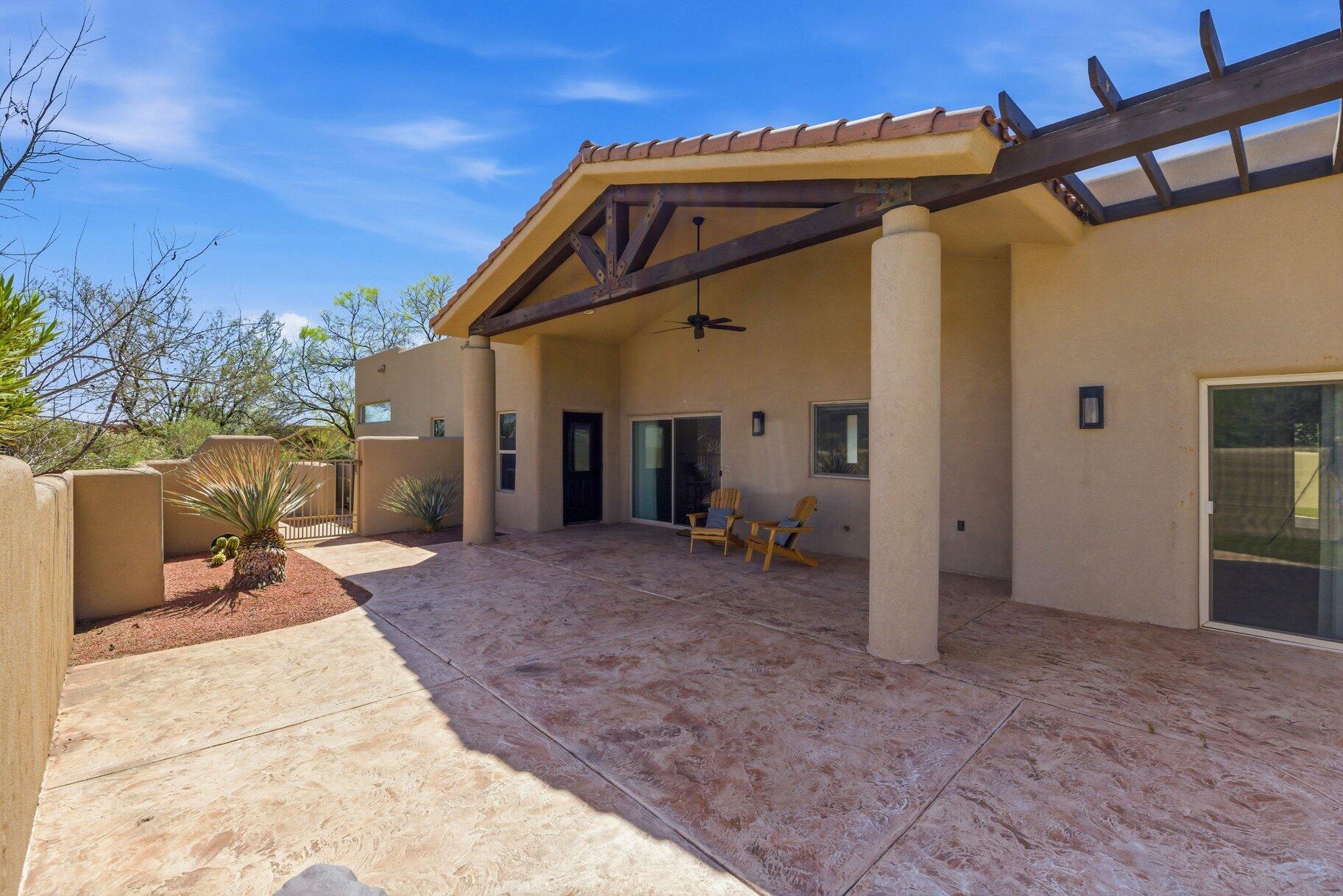 LAVA COVE AT ENTRADA - Residential