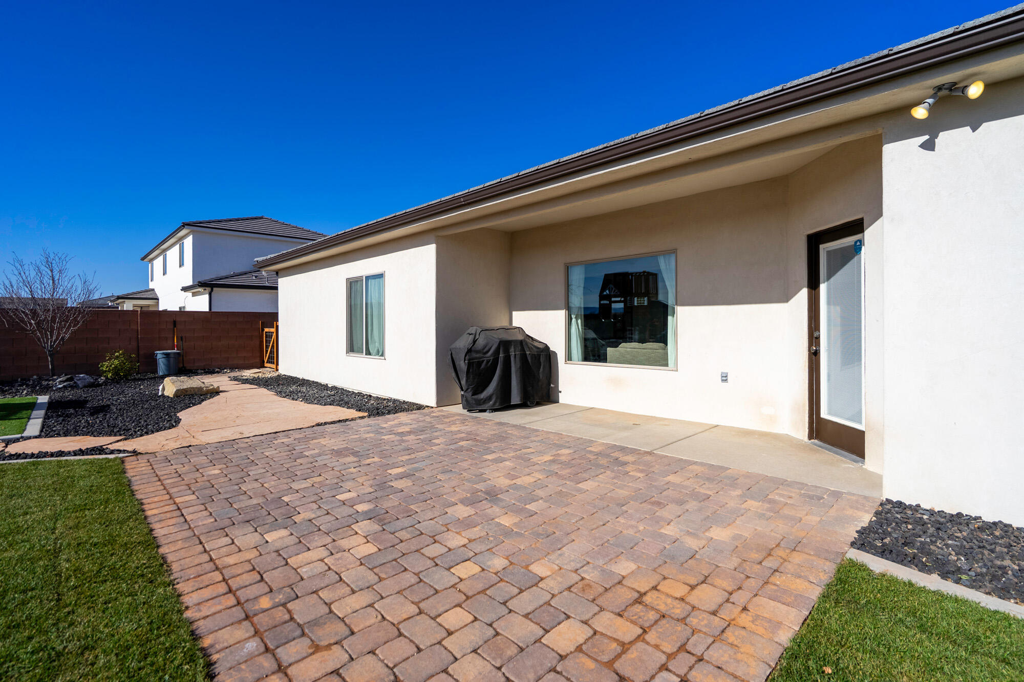 SAGE CANYON - Residential