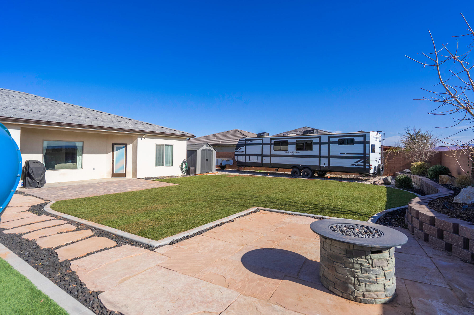 SAGE CANYON - Residential