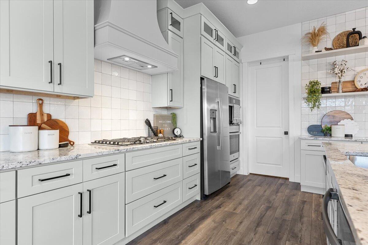 WHITWORTH ESTATES - Residential