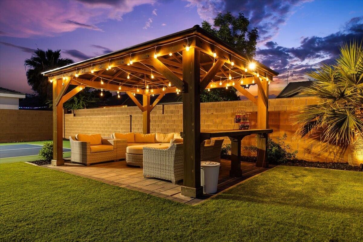 WHITWORTH ESTATES - Residential