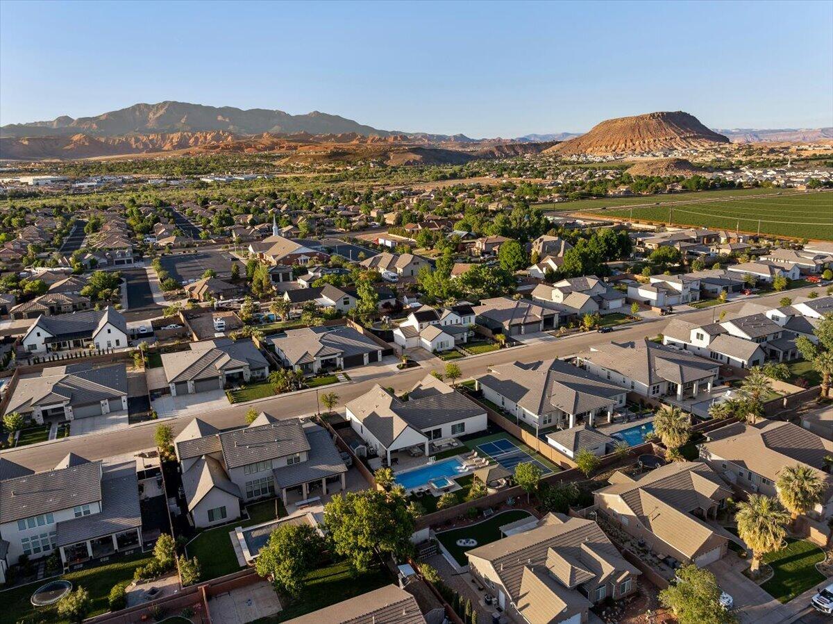 WHITWORTH ESTATES - Residential