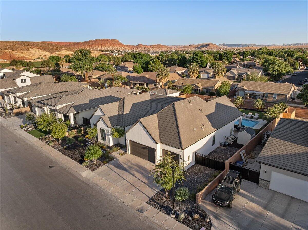 WHITWORTH ESTATES - Residential