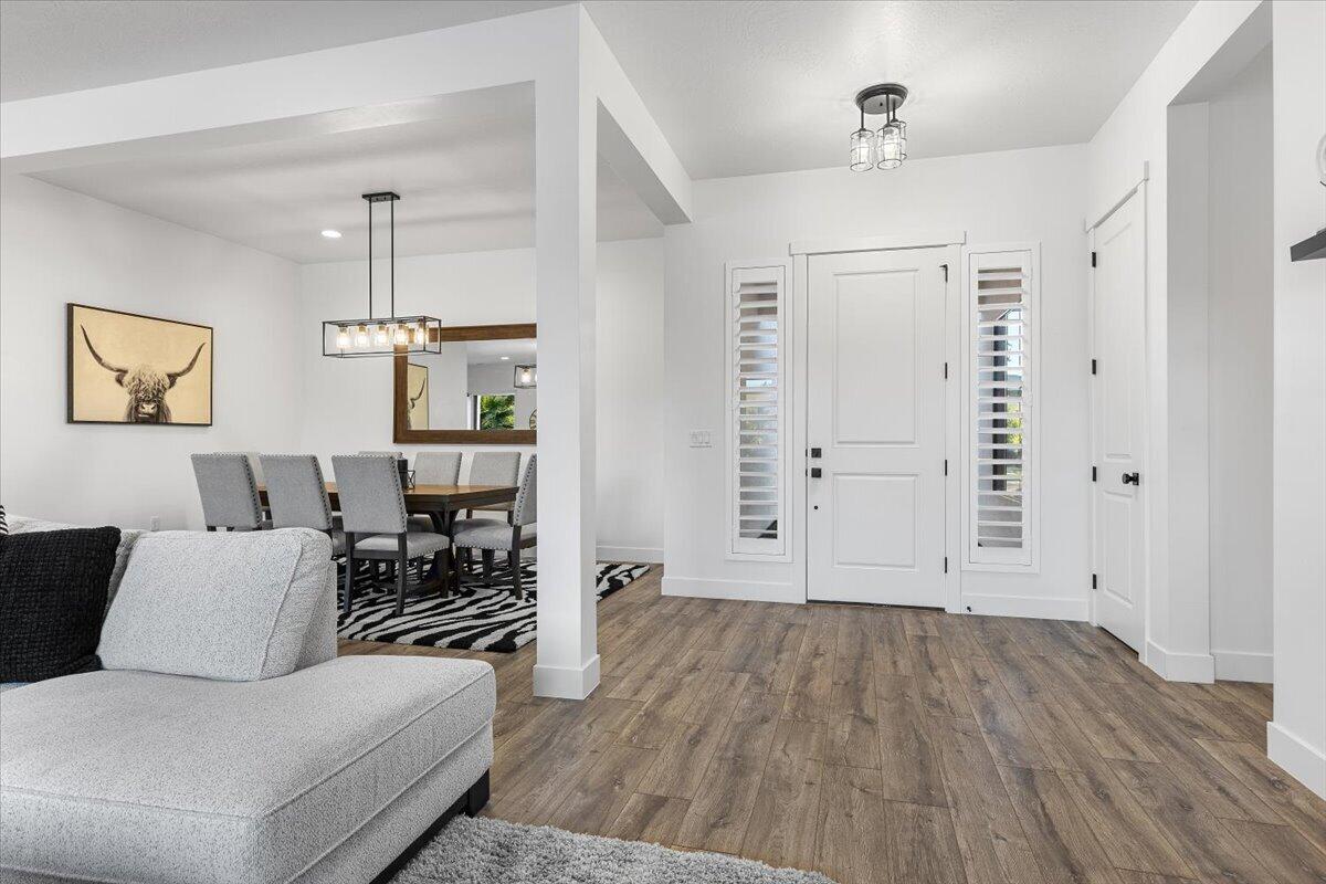 WHITWORTH ESTATES - Residential