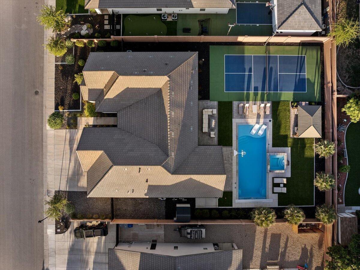 WHITWORTH ESTATES - Residential