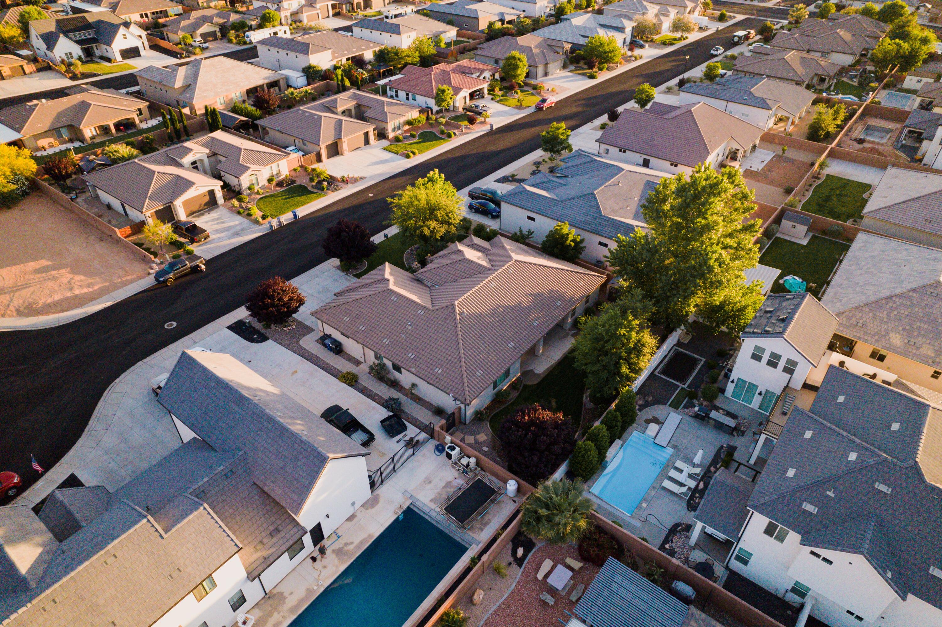 DIXIE SPRINGS - Residential