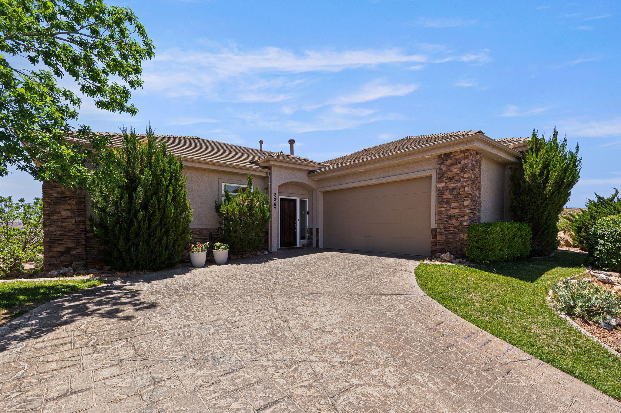 TAMARACK RIDGE ESTATES - Residential
