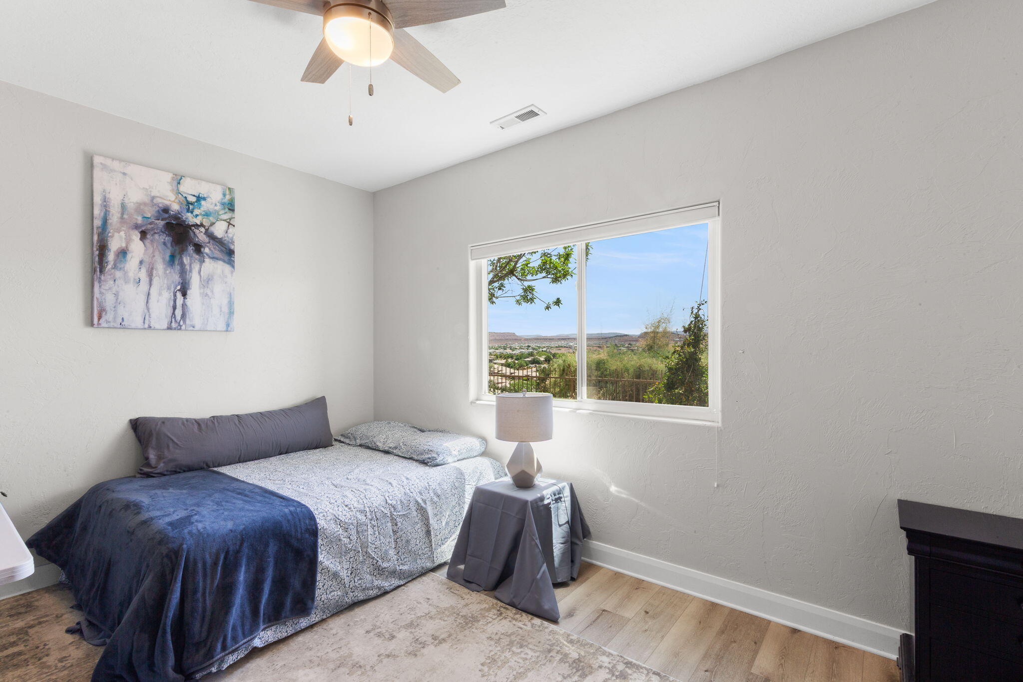 TAMARACK RIDGE ESTATES - Residential