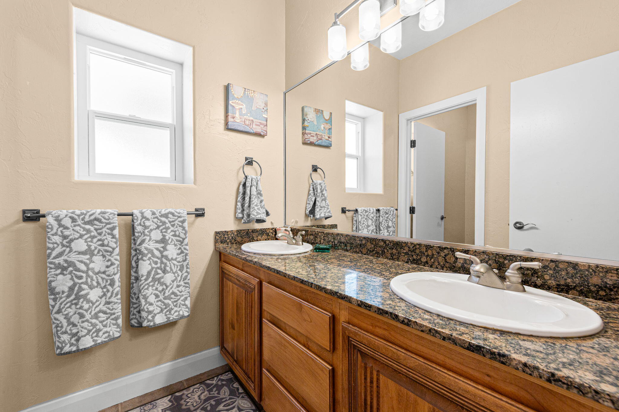 TAMARACK RIDGE ESTATES - Residential