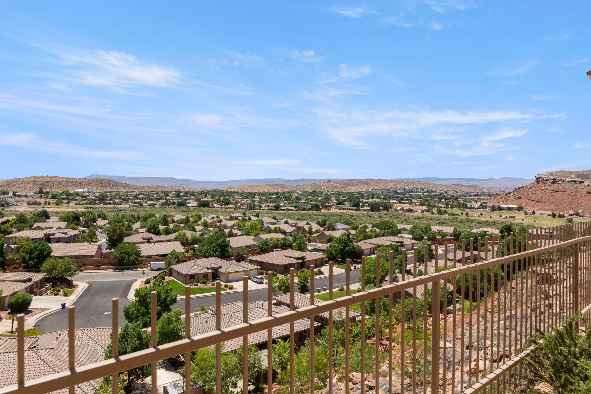 TAMARACK RIDGE ESTATES - Residential