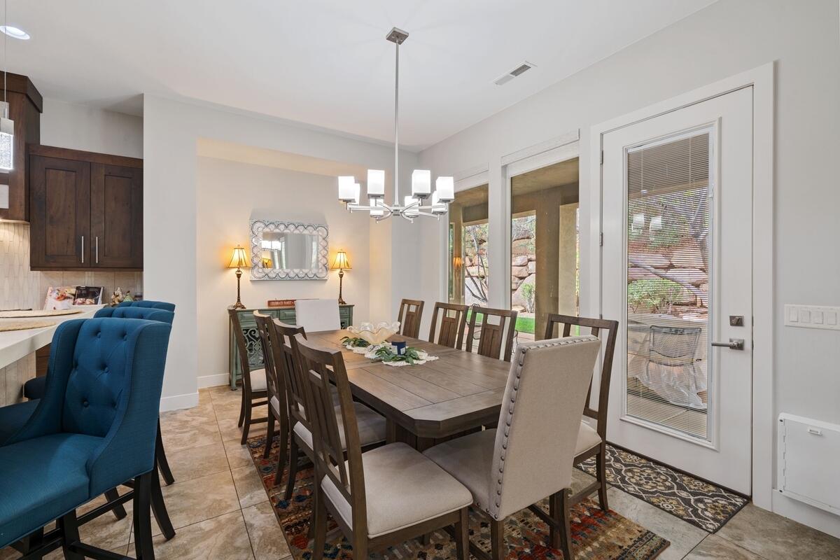 TONAQUINT TERRACE - Residential