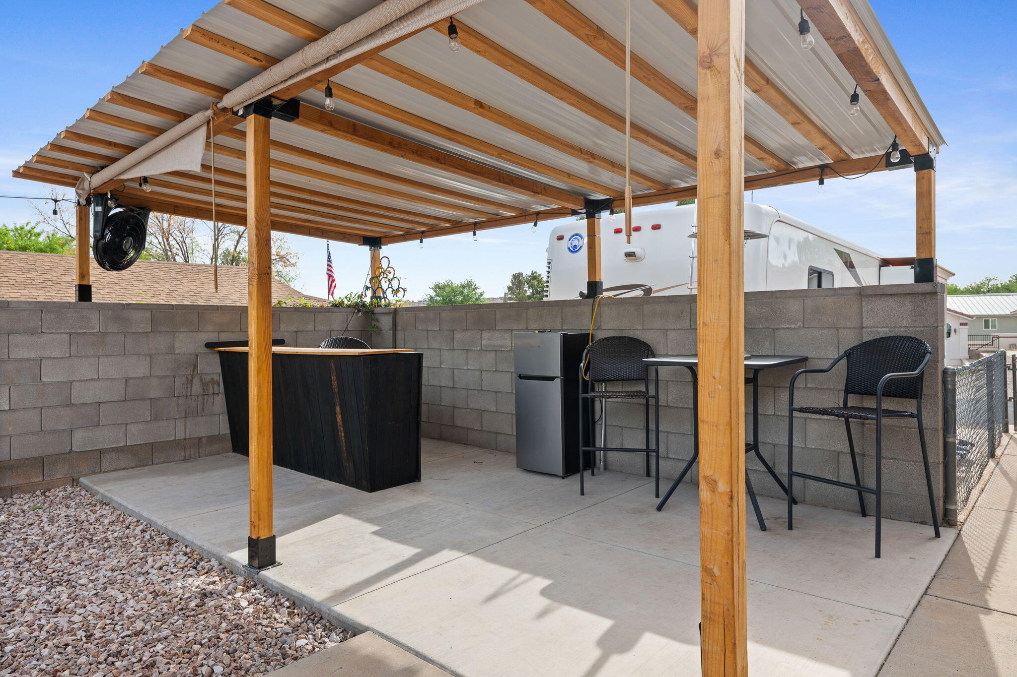 BLOOMINGTON HILLS - Residential