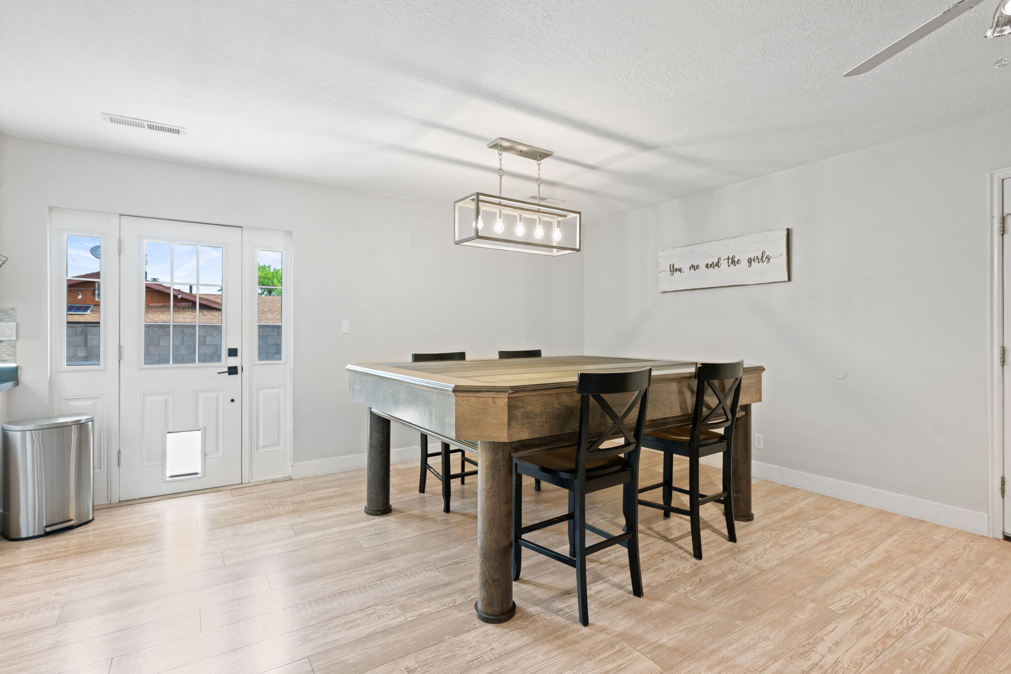 BLOOMINGTON HILLS - Residential