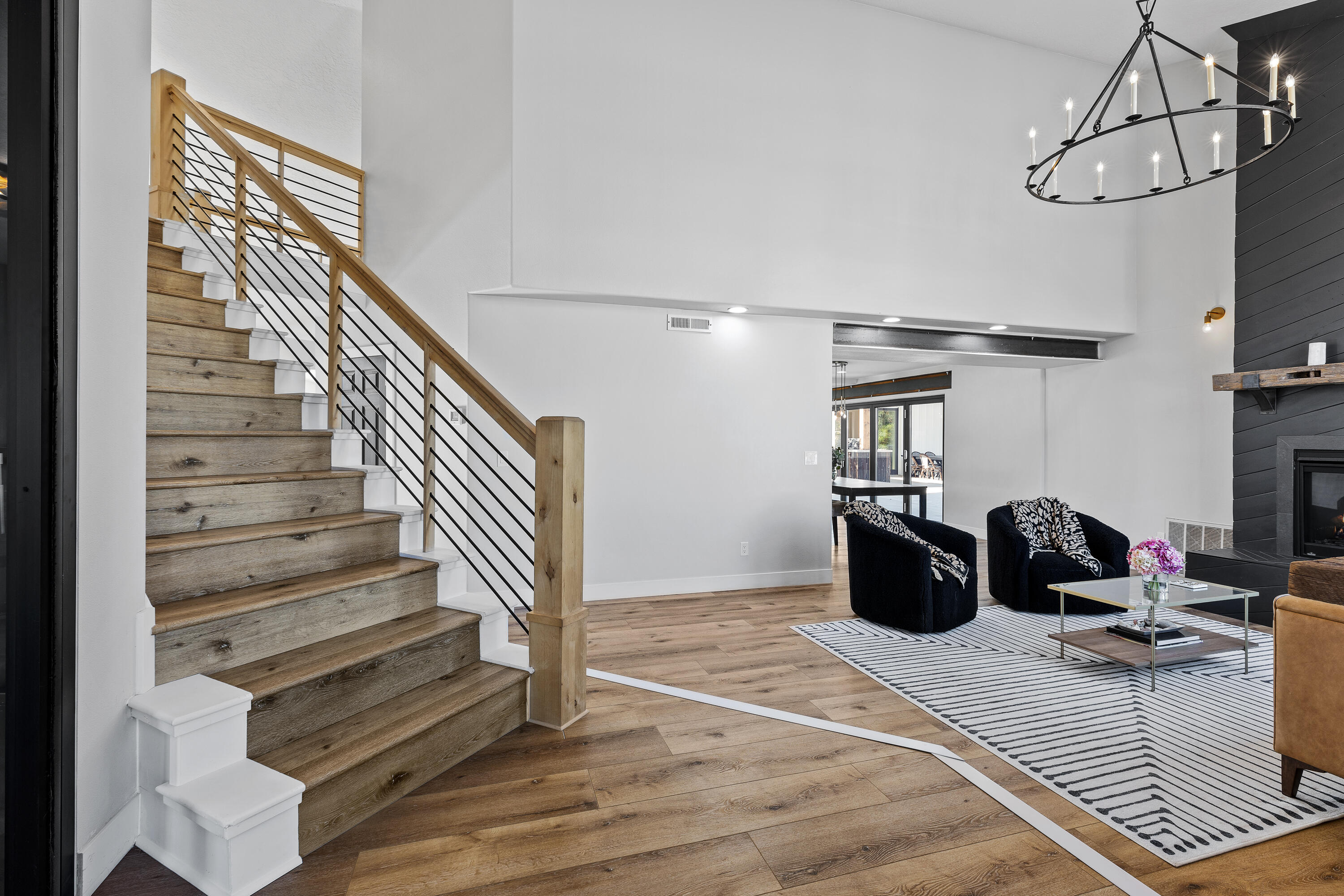 DIAMOND VALLEY ACRES - Residential