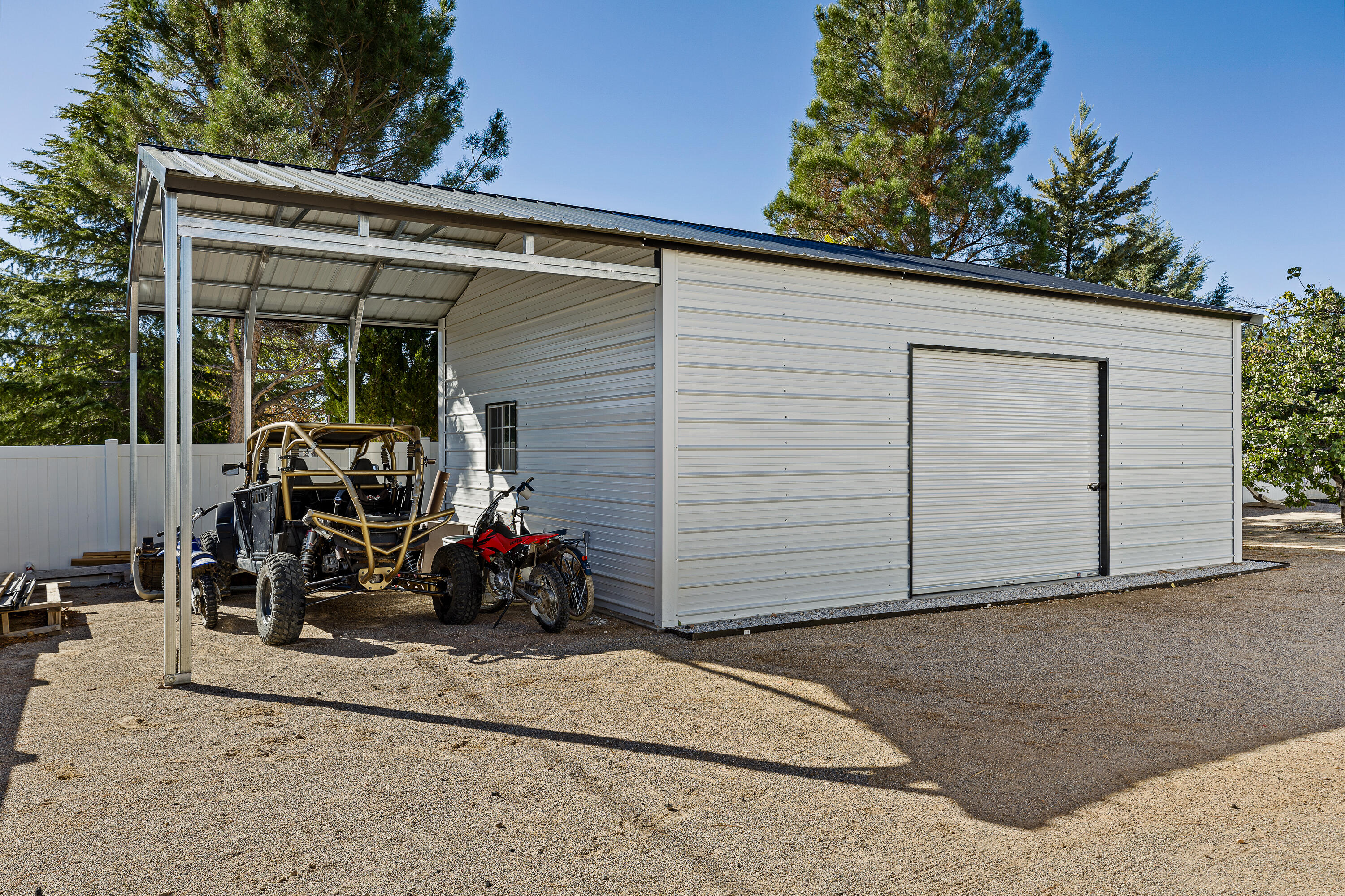 DIAMOND VALLEY ACRES - Residential