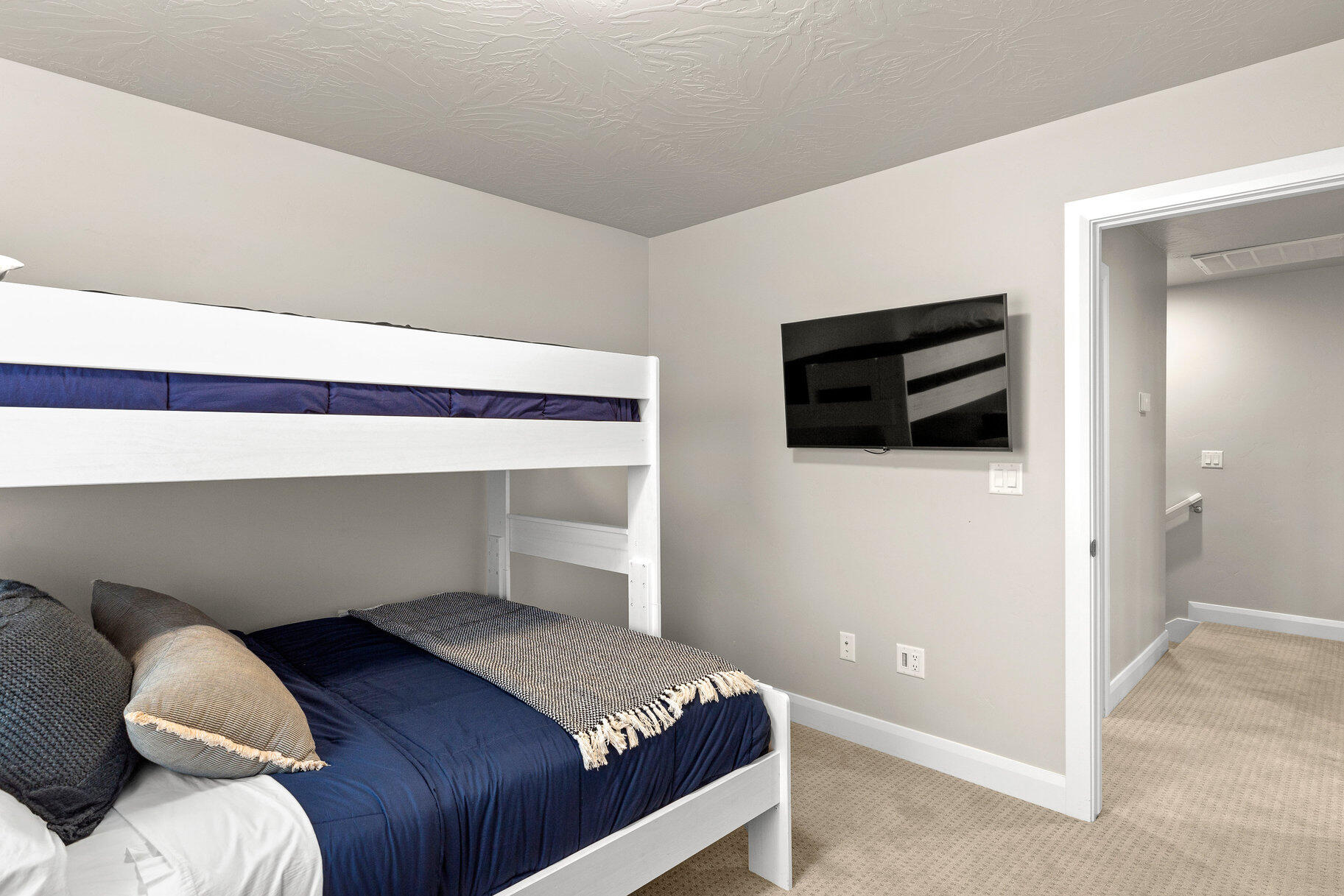 ESCONDIDO AT SIENNA HILLS - Residential